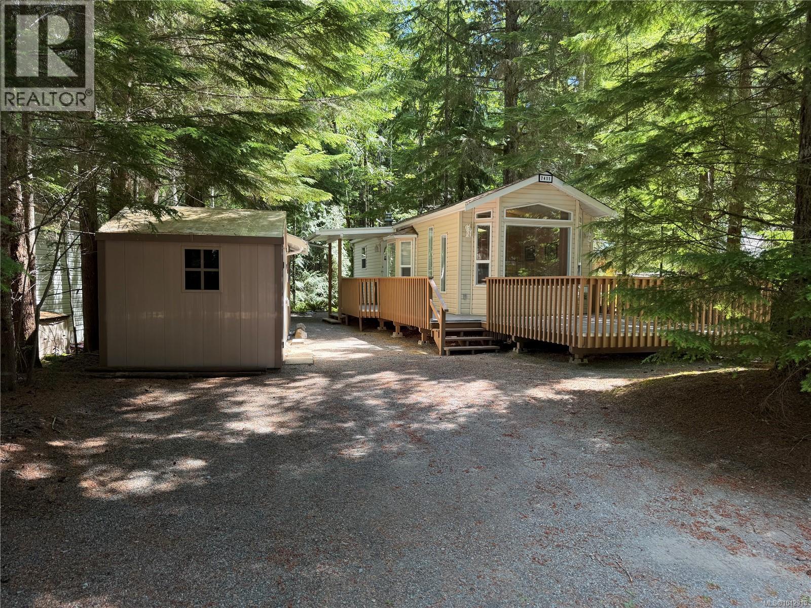 7411 BLUE JAY Unit 37