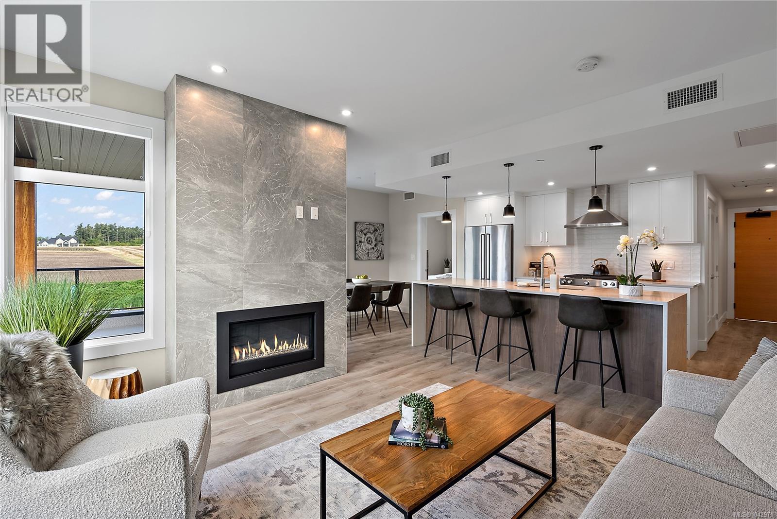 2520 Hackett Unit 602