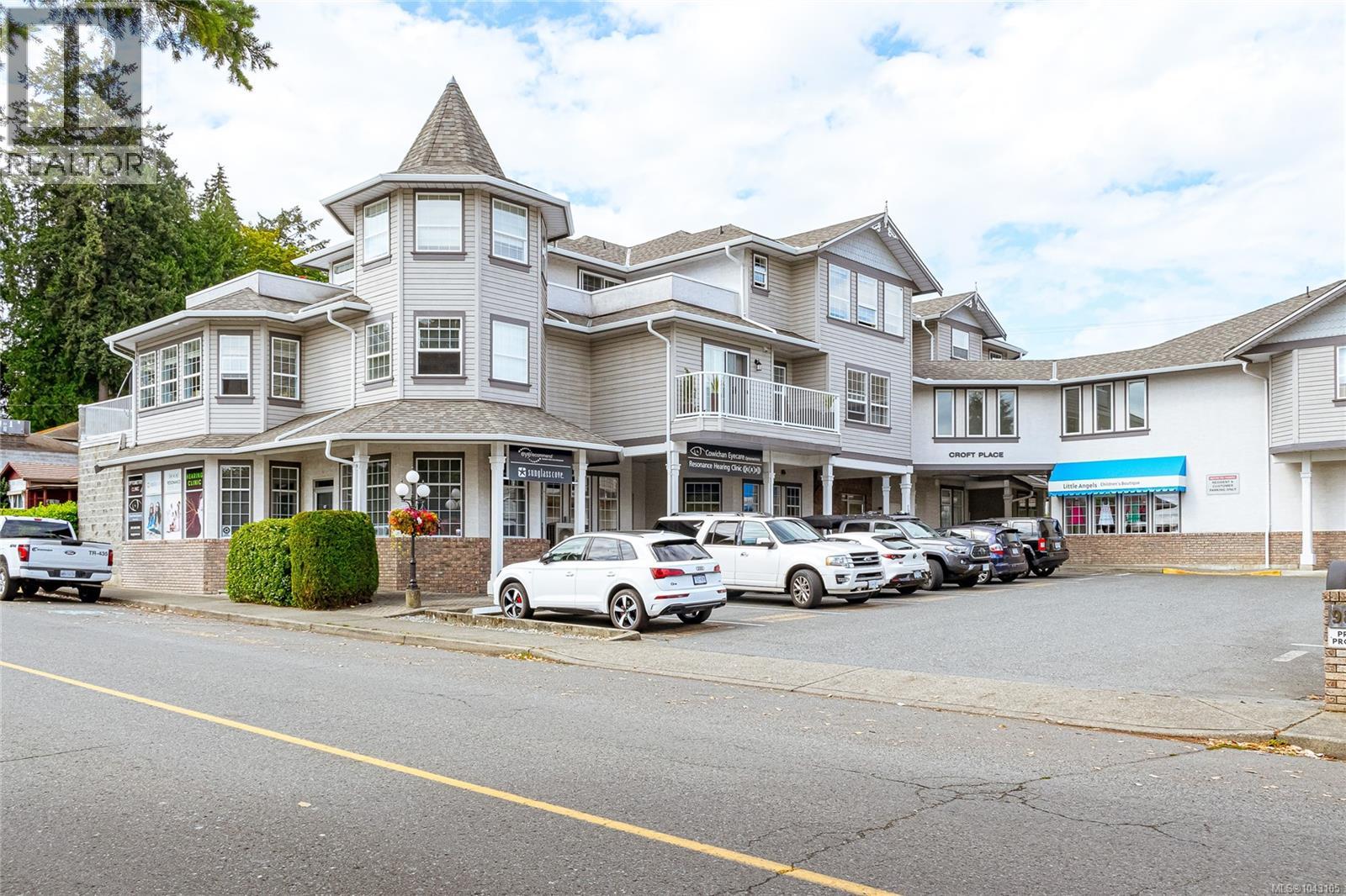 9844 Croft Unit 202