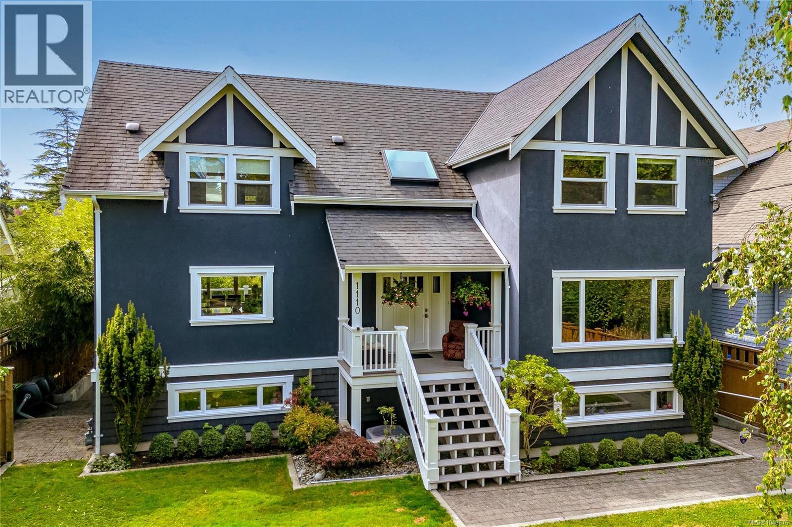 1110 Newport