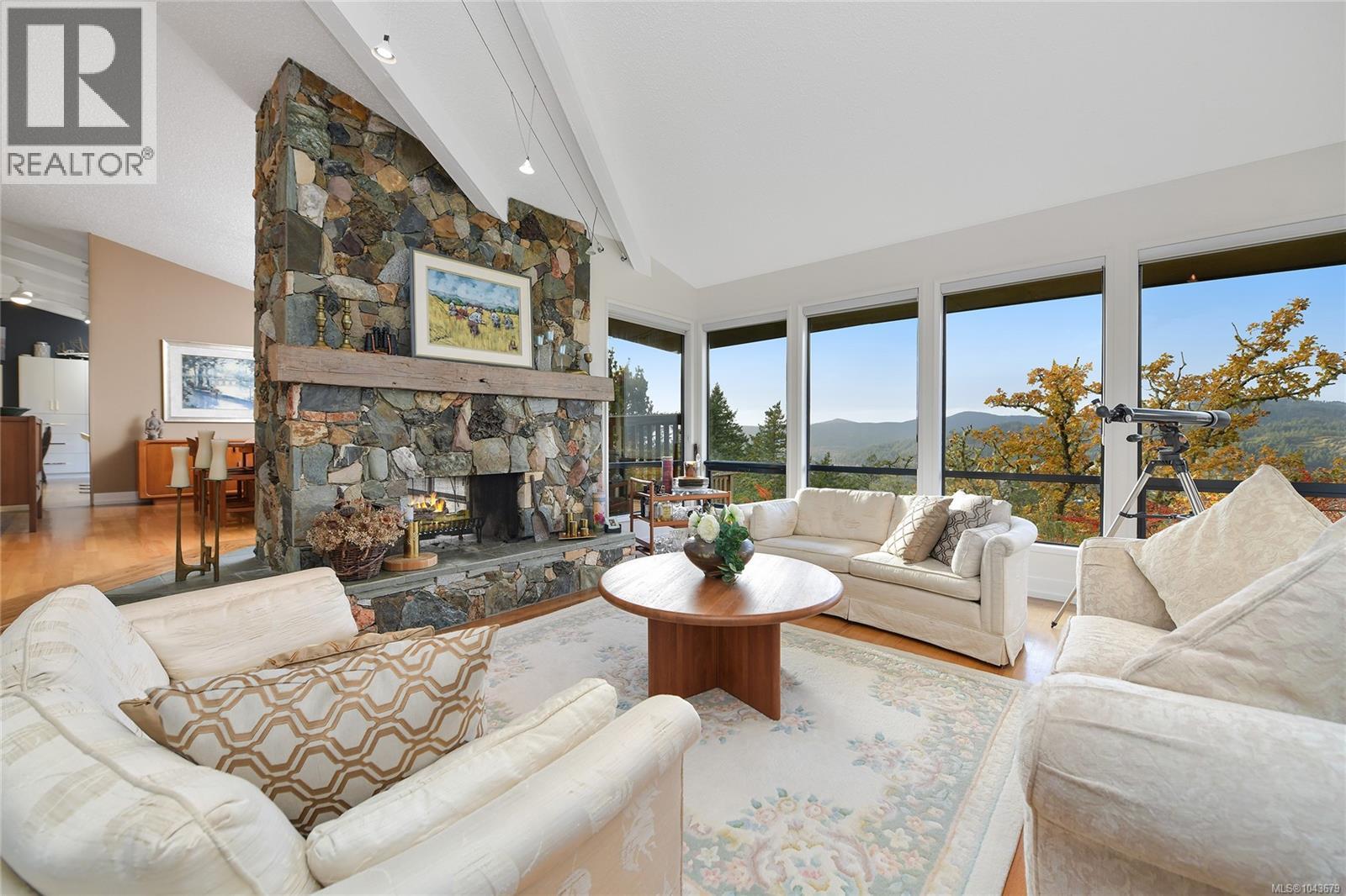 754 Walfred photo 2