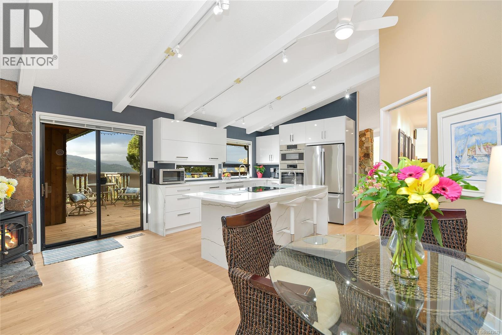754 Walfred photo 5