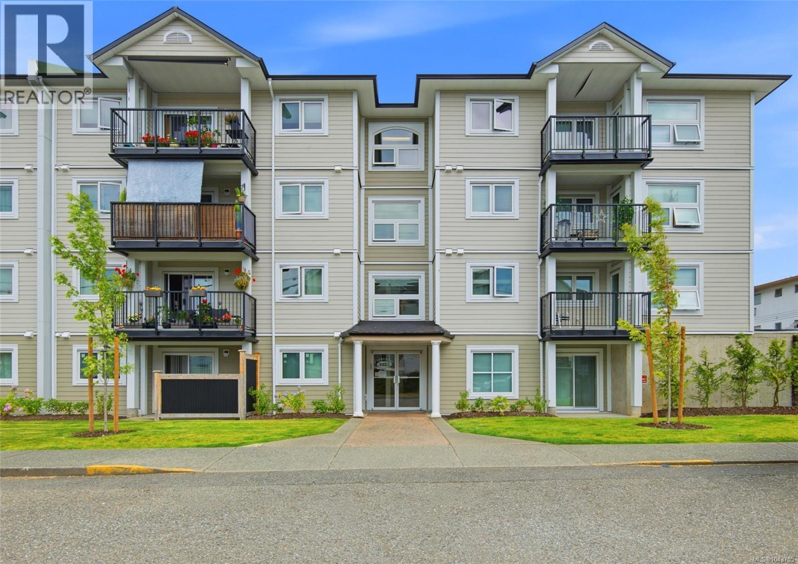 3855 11th Unit 313