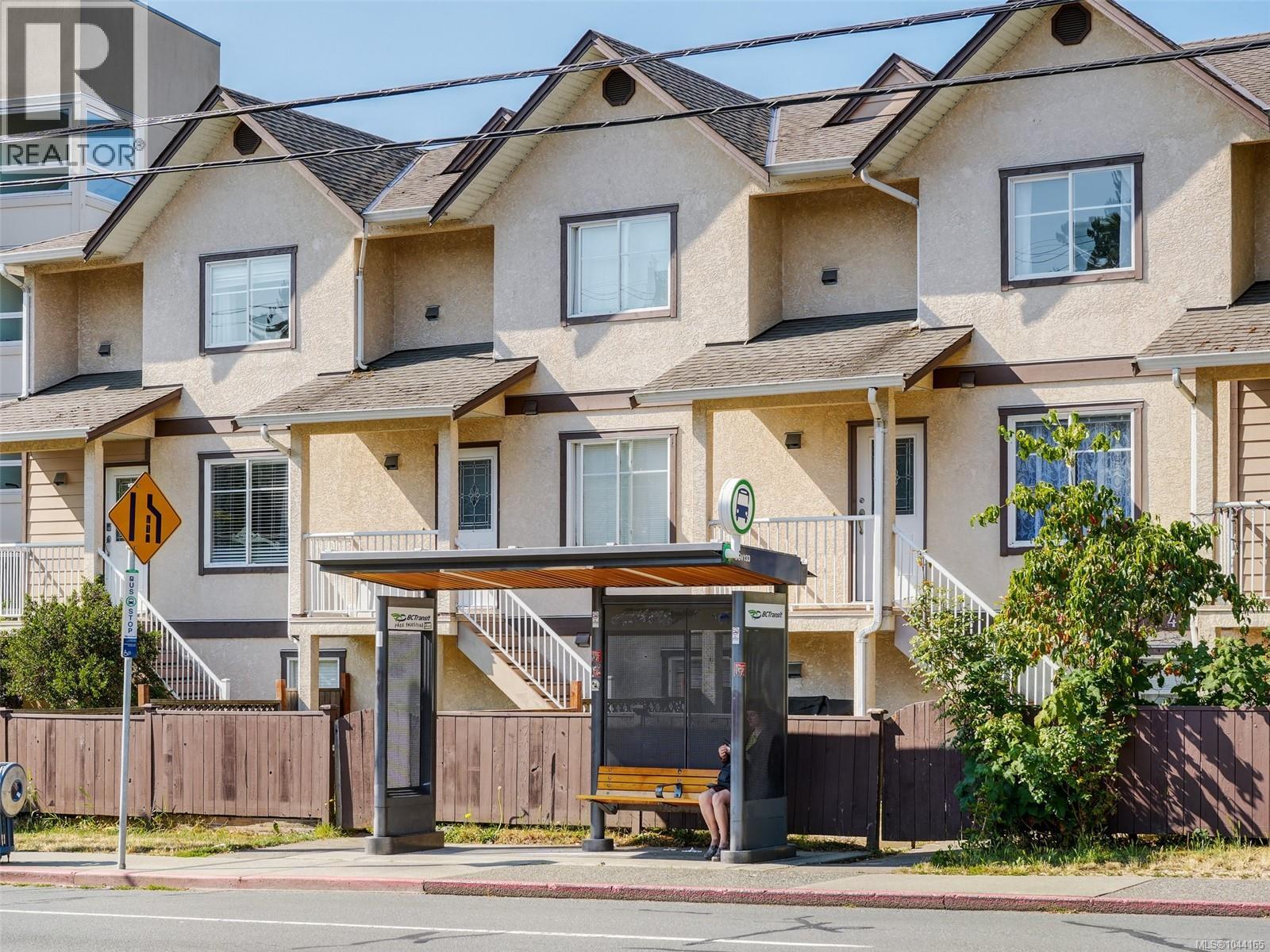 311 Burnside Unit 4