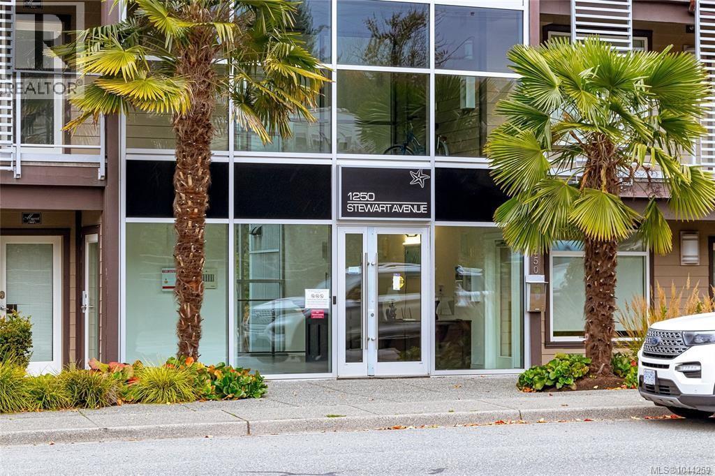 1250 Stewart Unit 401