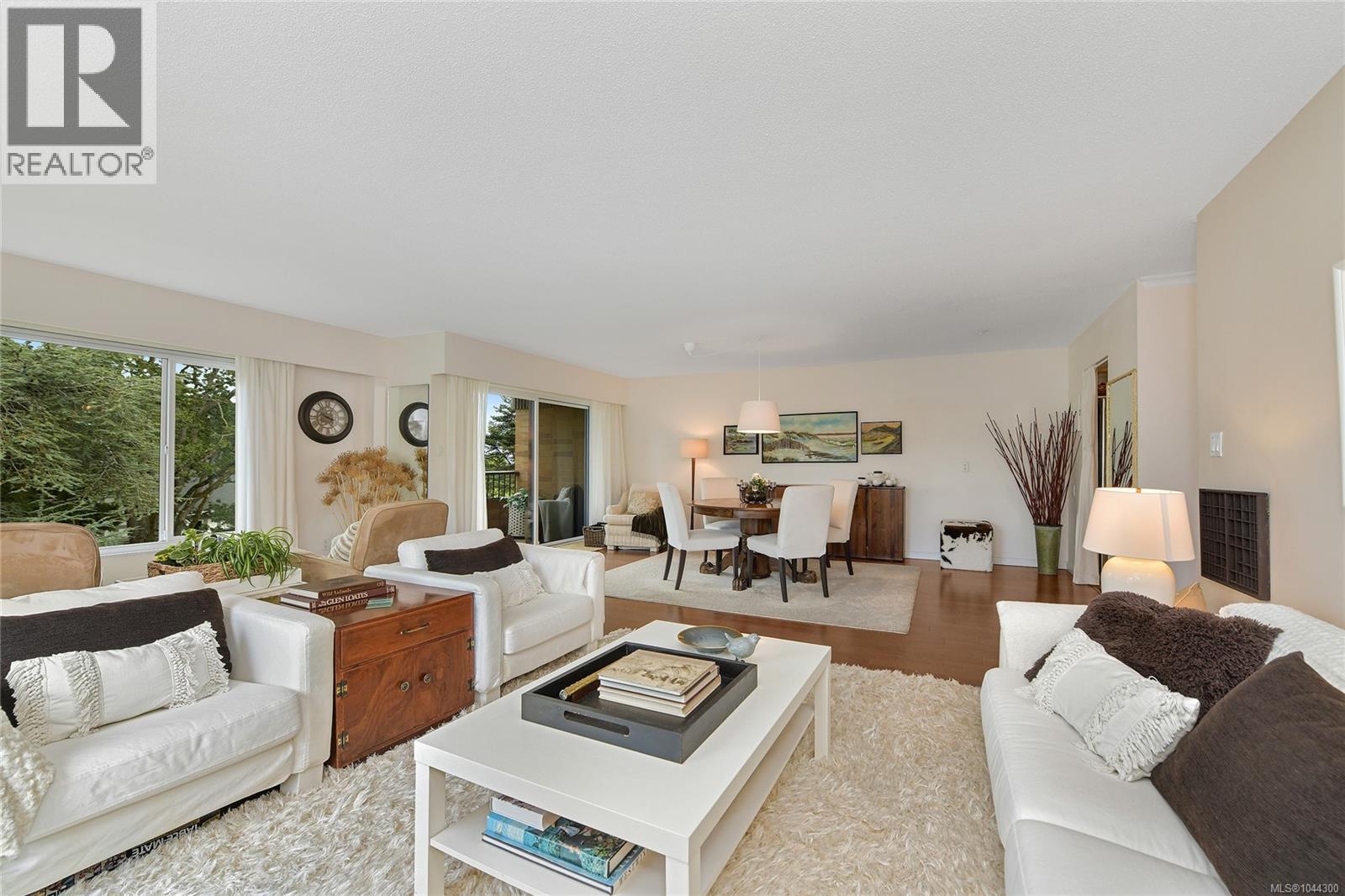 2930 Cook Unit 305