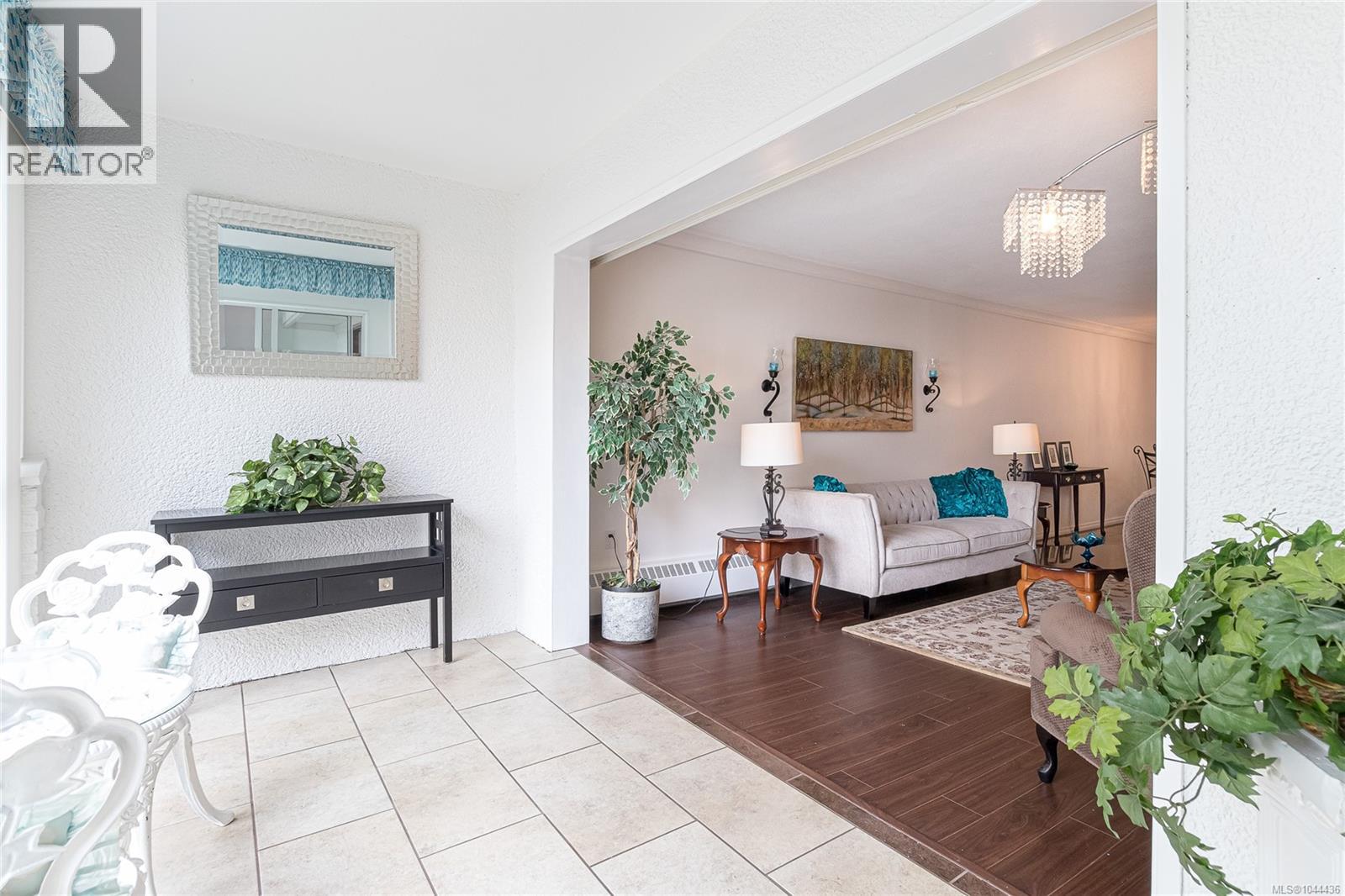 2050 White Birch Unit 111