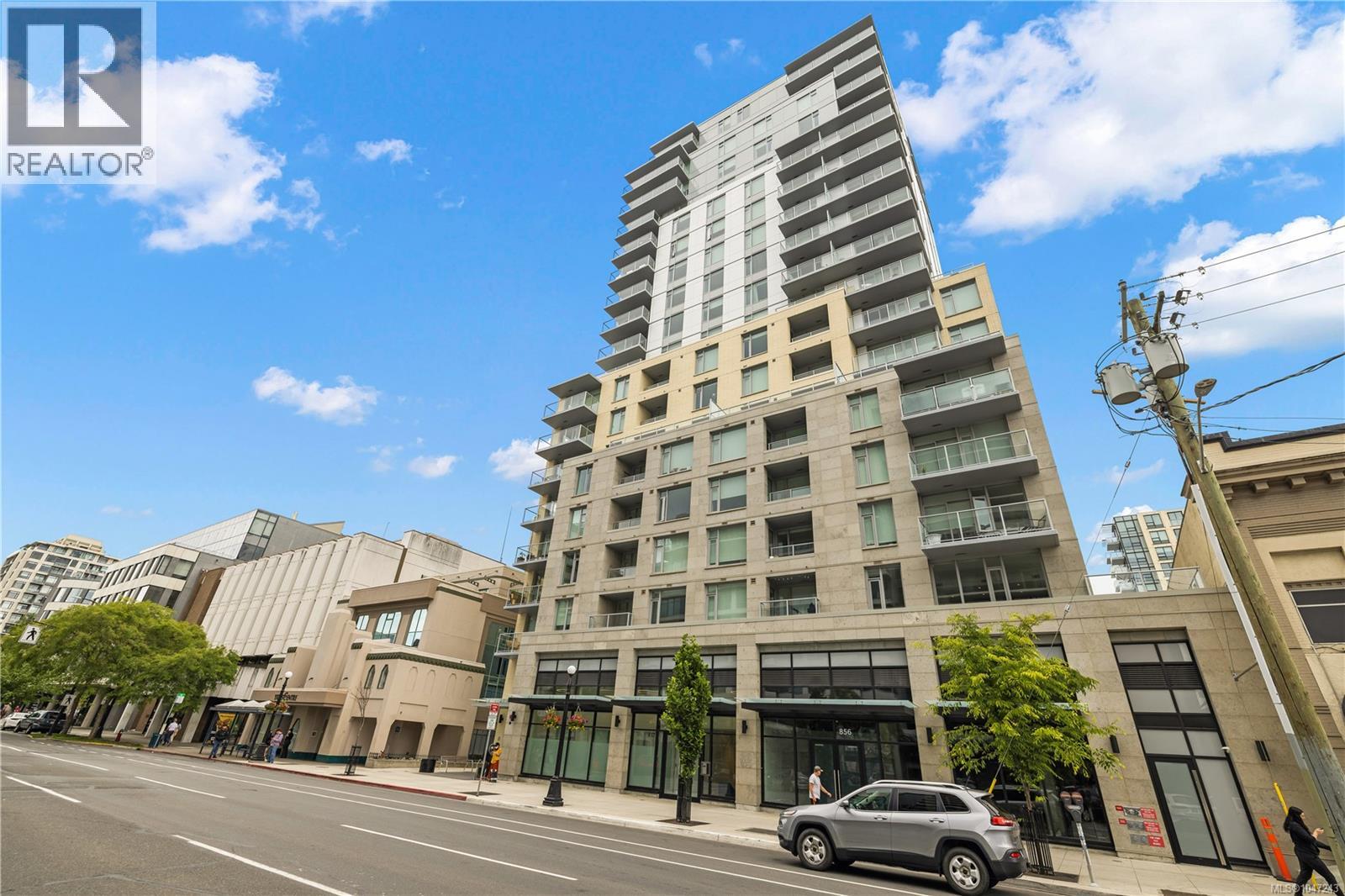 848 Yates Unit 403