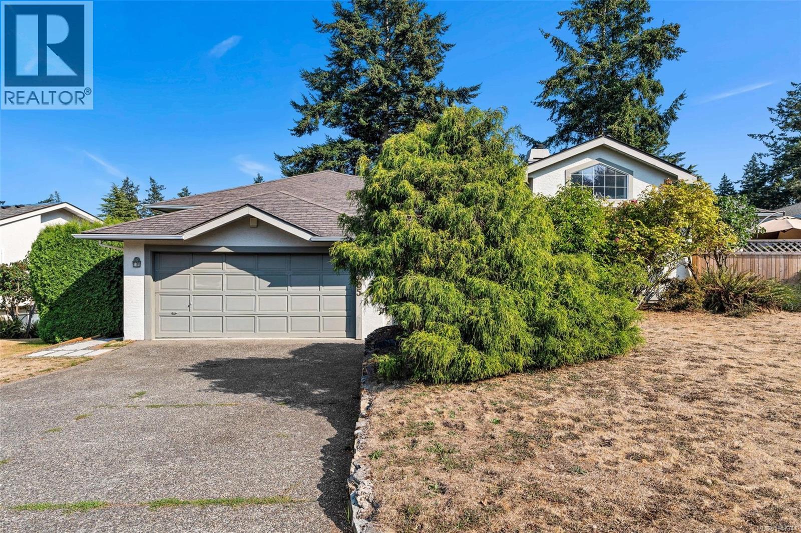 4205 Wakefield photo 2