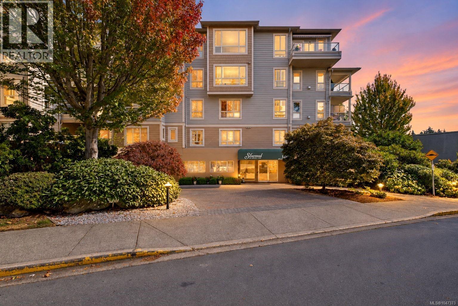 121 Aldersmith Unit 404