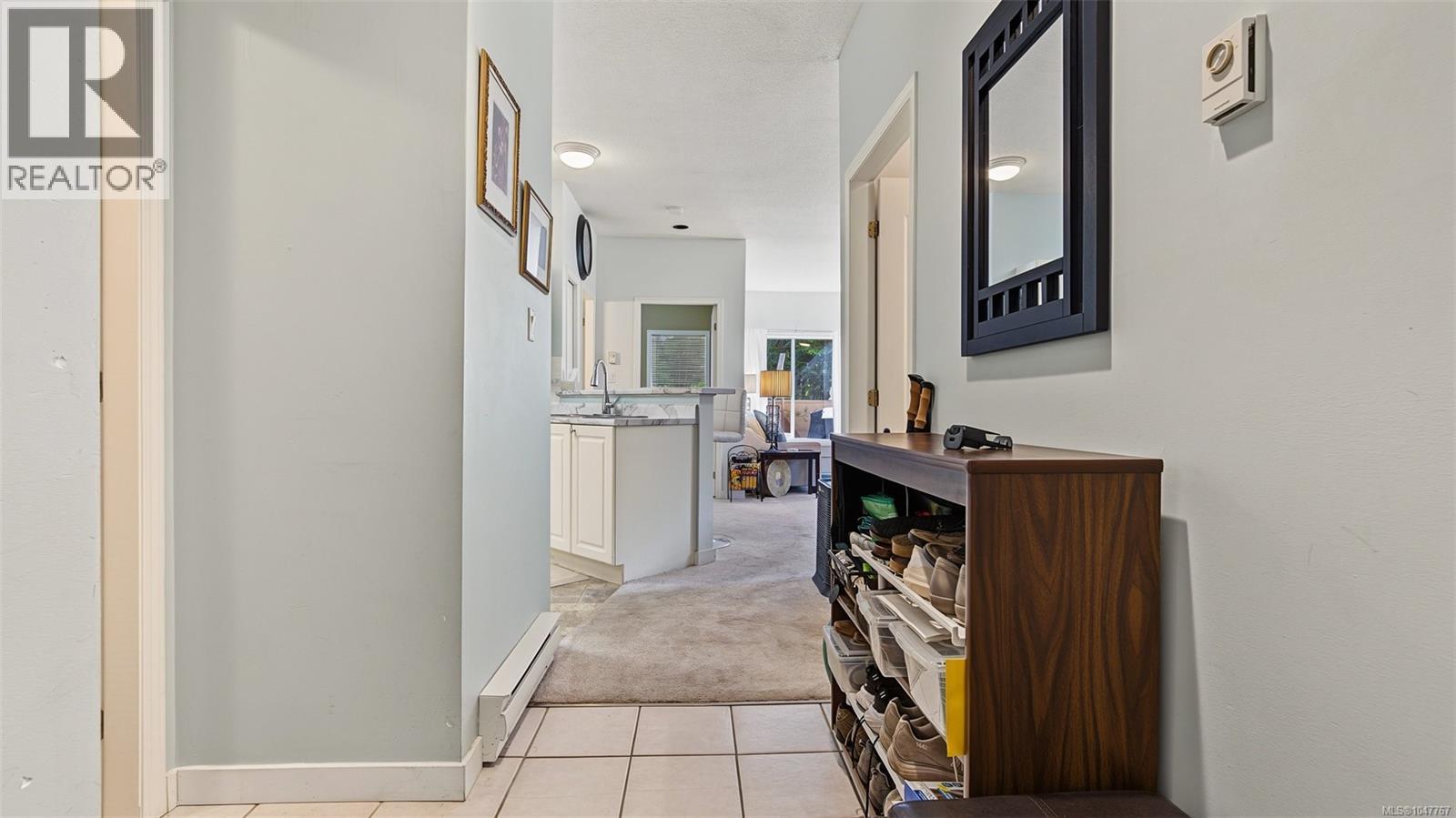 3000 Oak Unit 104B photo 4