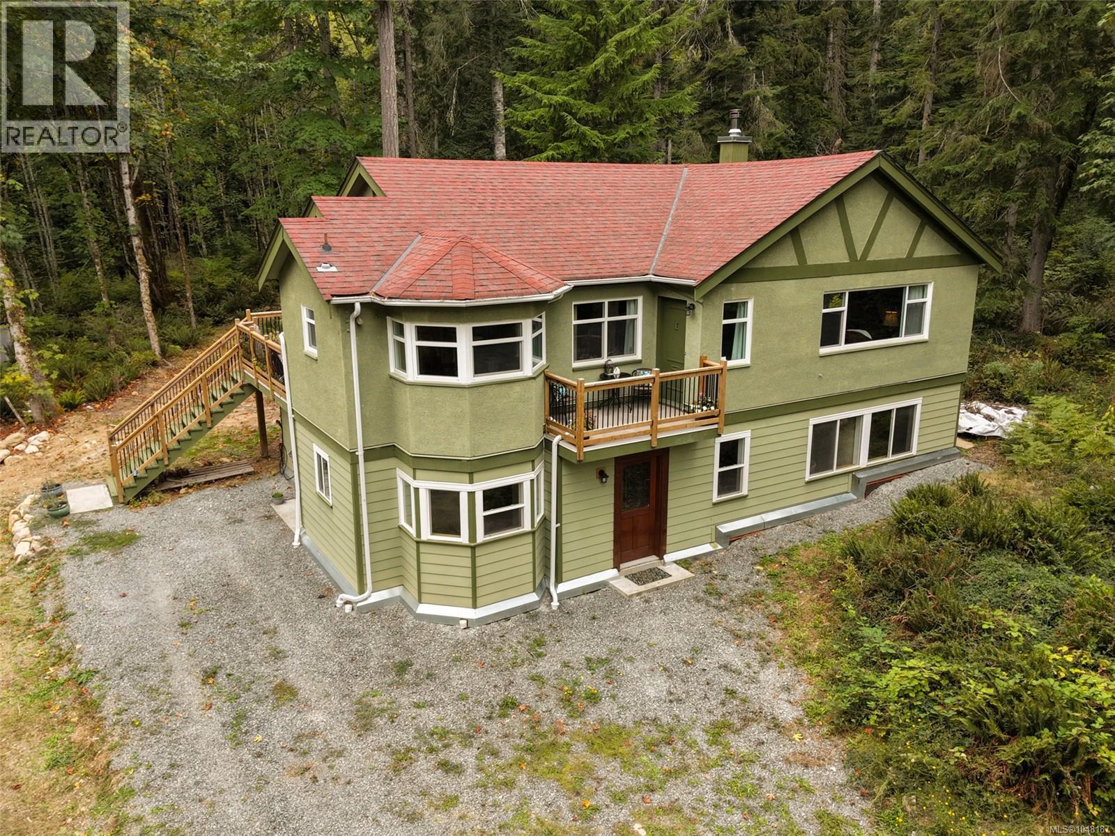 7775 Cowichan Lake