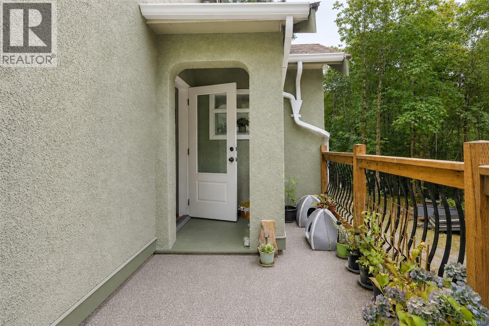 7775 Cowichan Lake photo 3