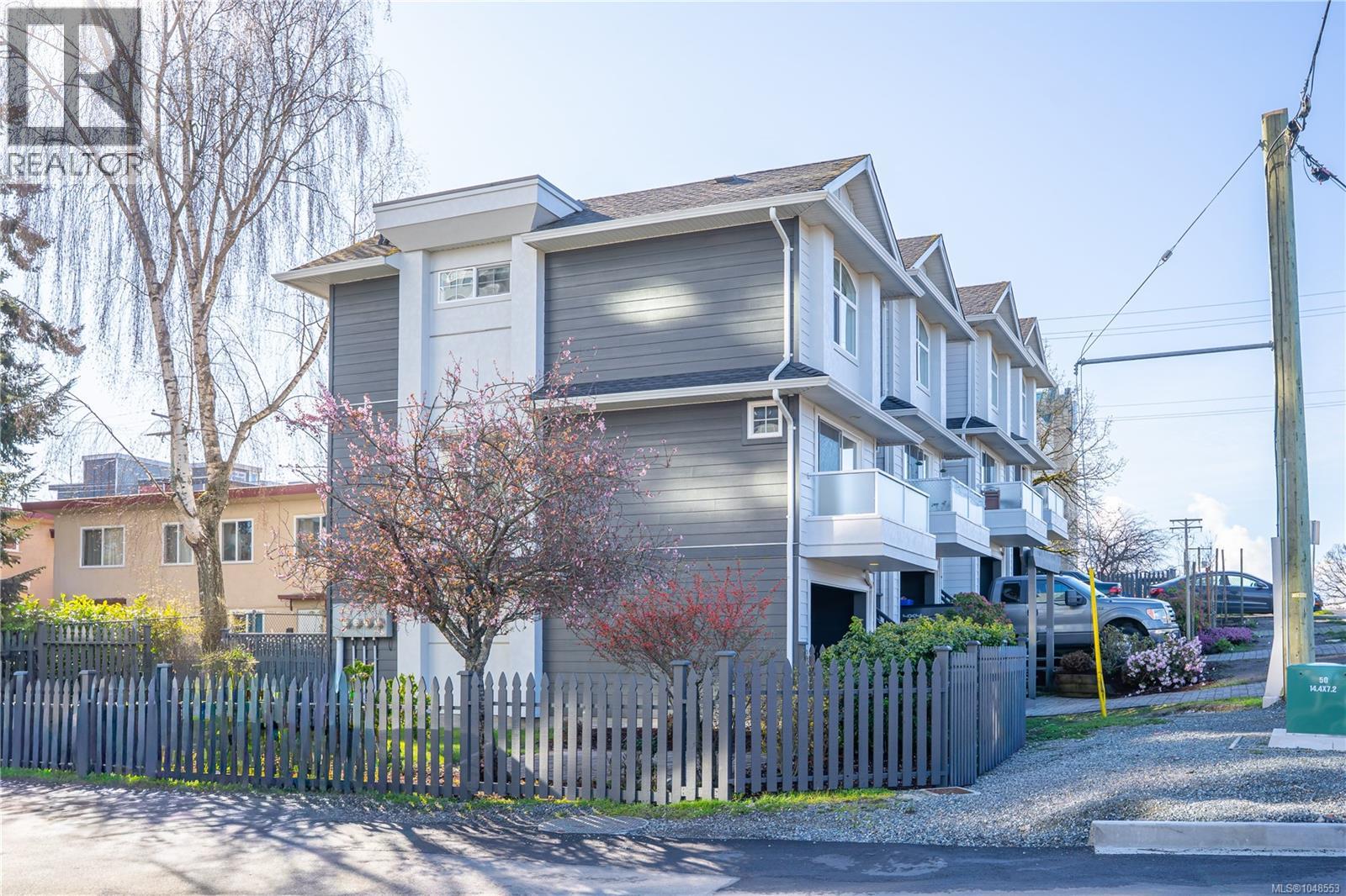 601 Nelson Unit 4