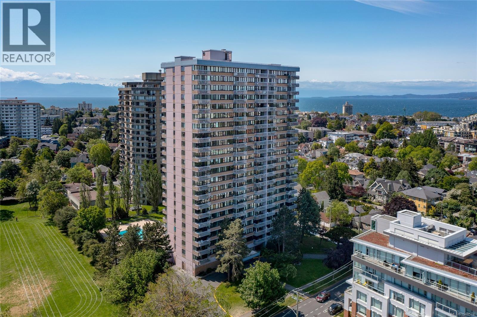 647 Michigan Unit 1106