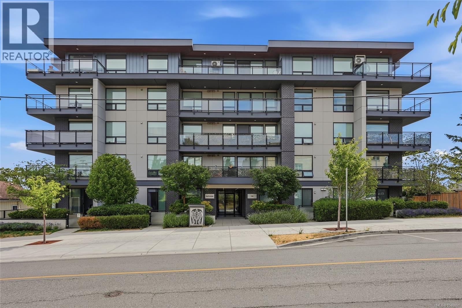 119 Haliburton Unit 104