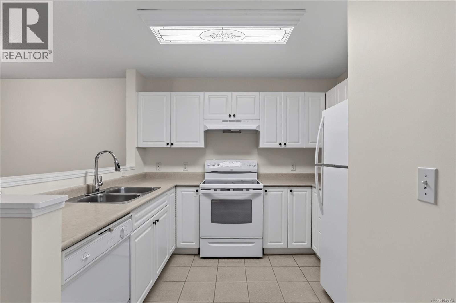 717 Aspen Unit 74 photo 4