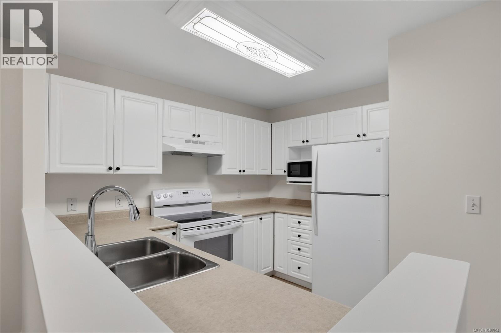 717 Aspen Unit 74 photo 5