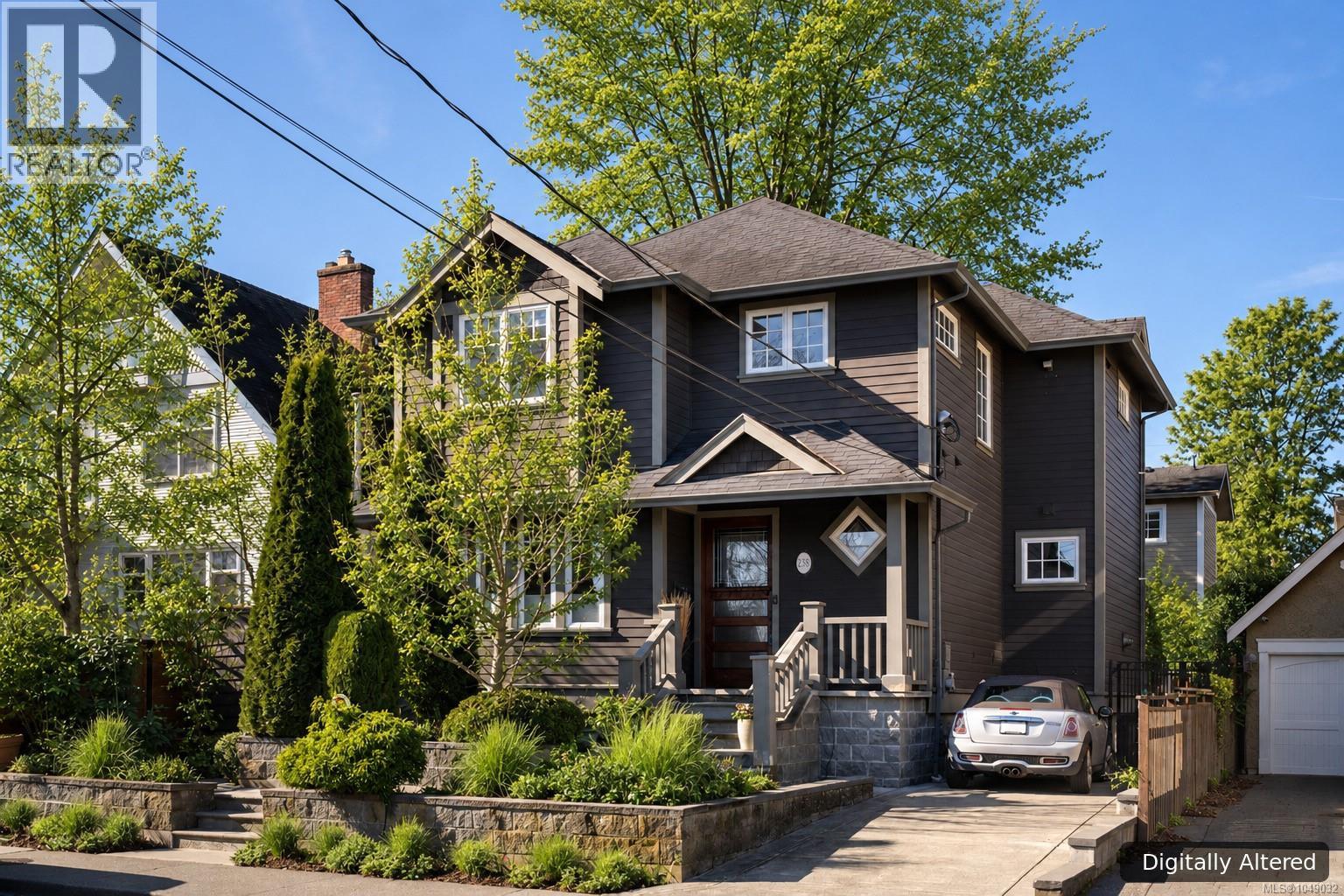 238 Richmond