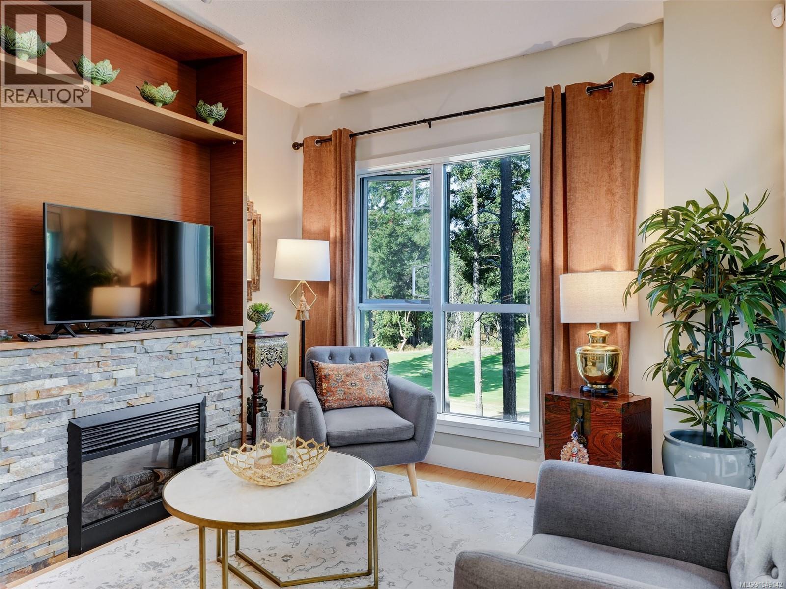 1400 Lynburne Unit 221