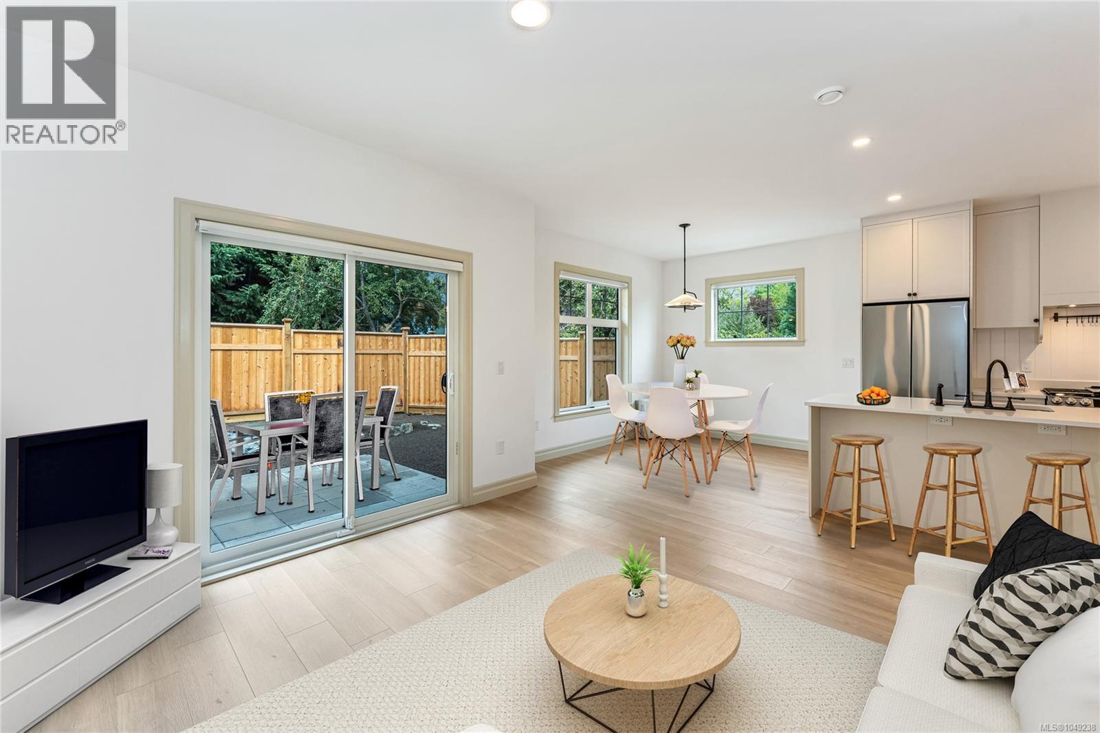 3098 Washington Unit 3