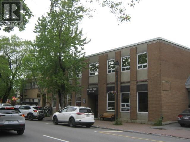 19-21 West