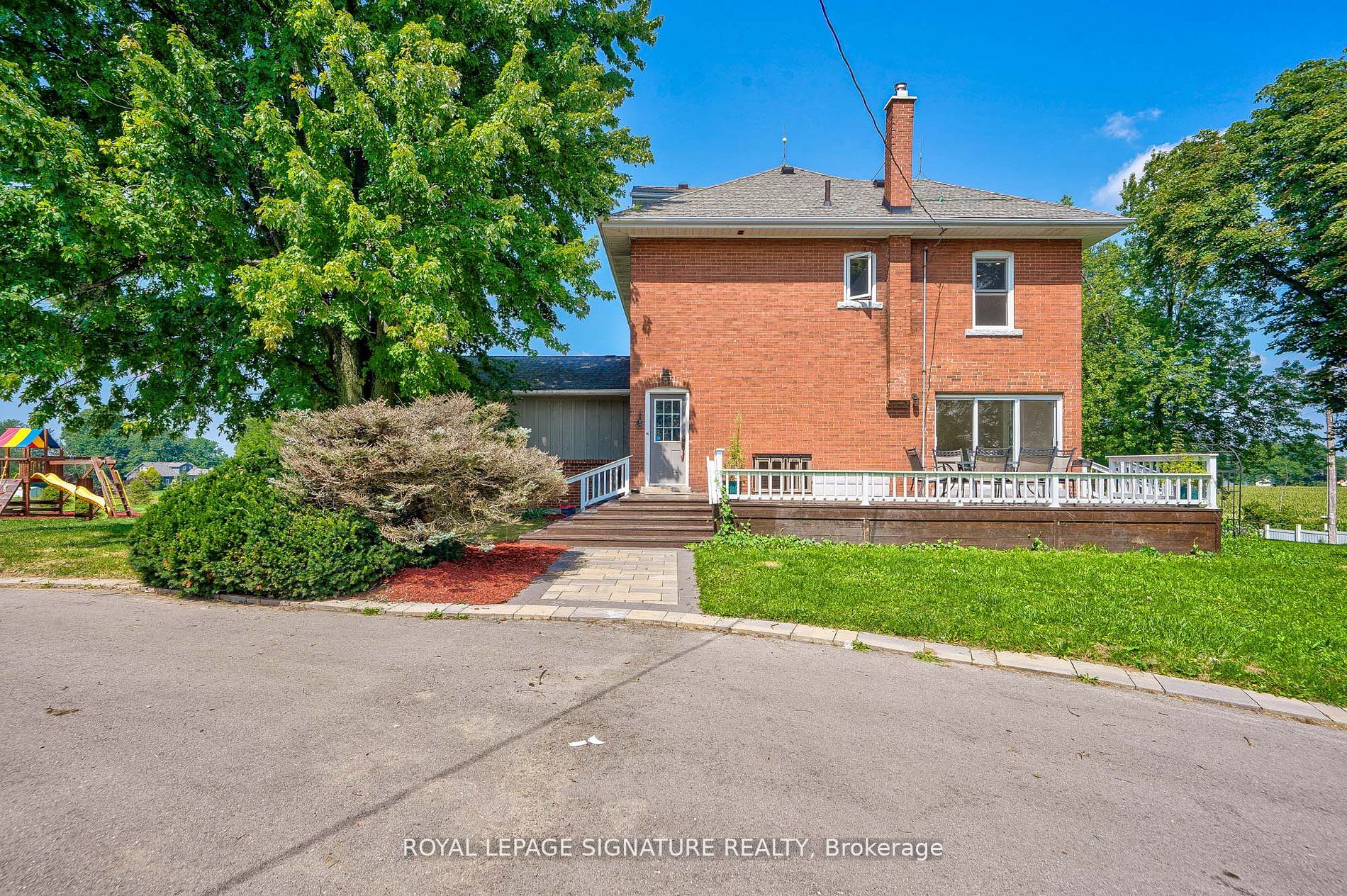 424 8th Concession, Hamilton, Hamilton