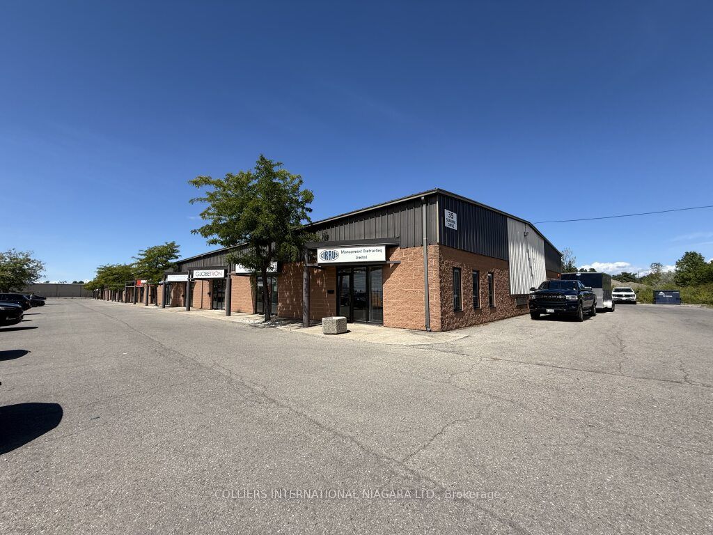 35 Seapark Unit 13