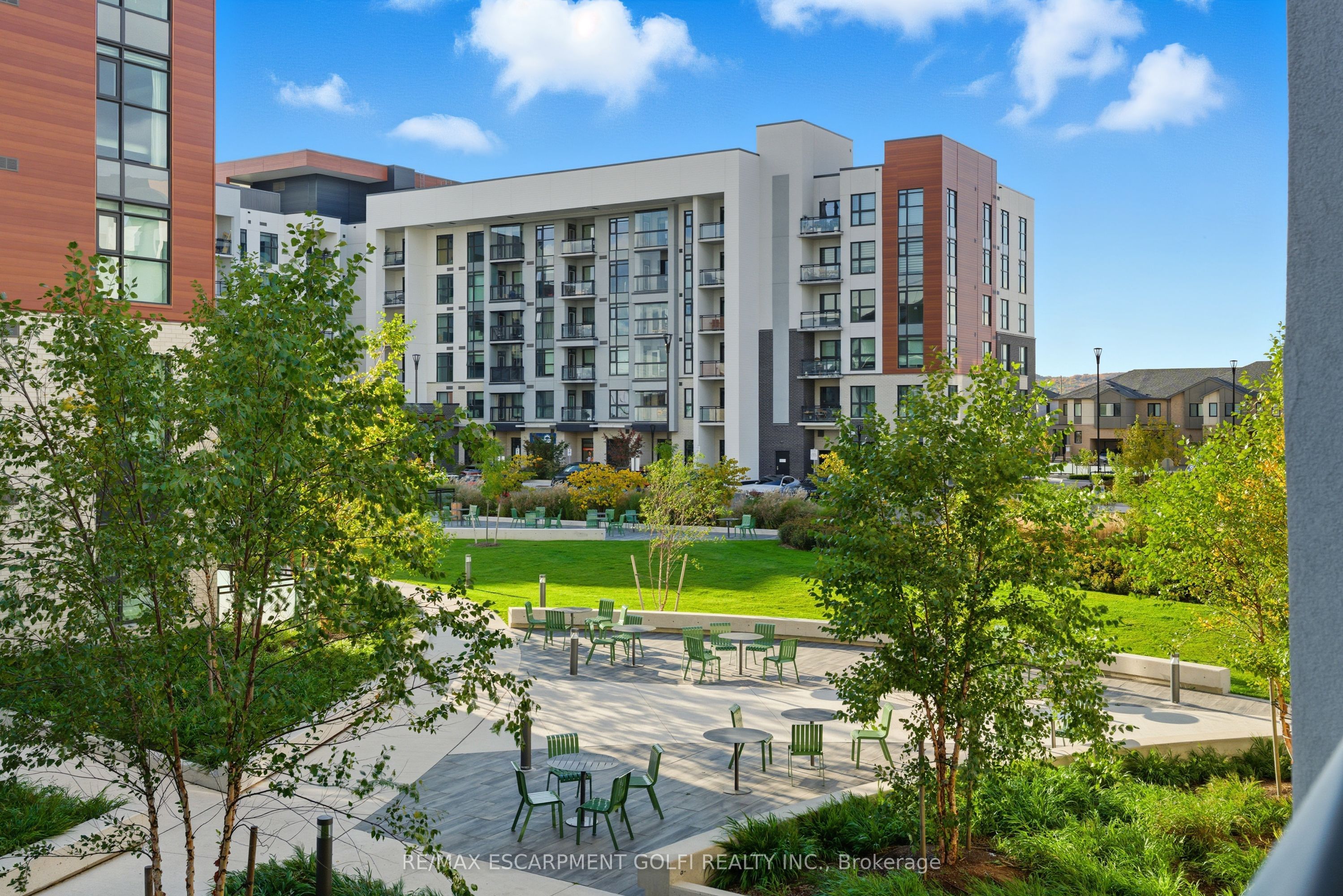 470 GORDON KRANTZ Unit 204