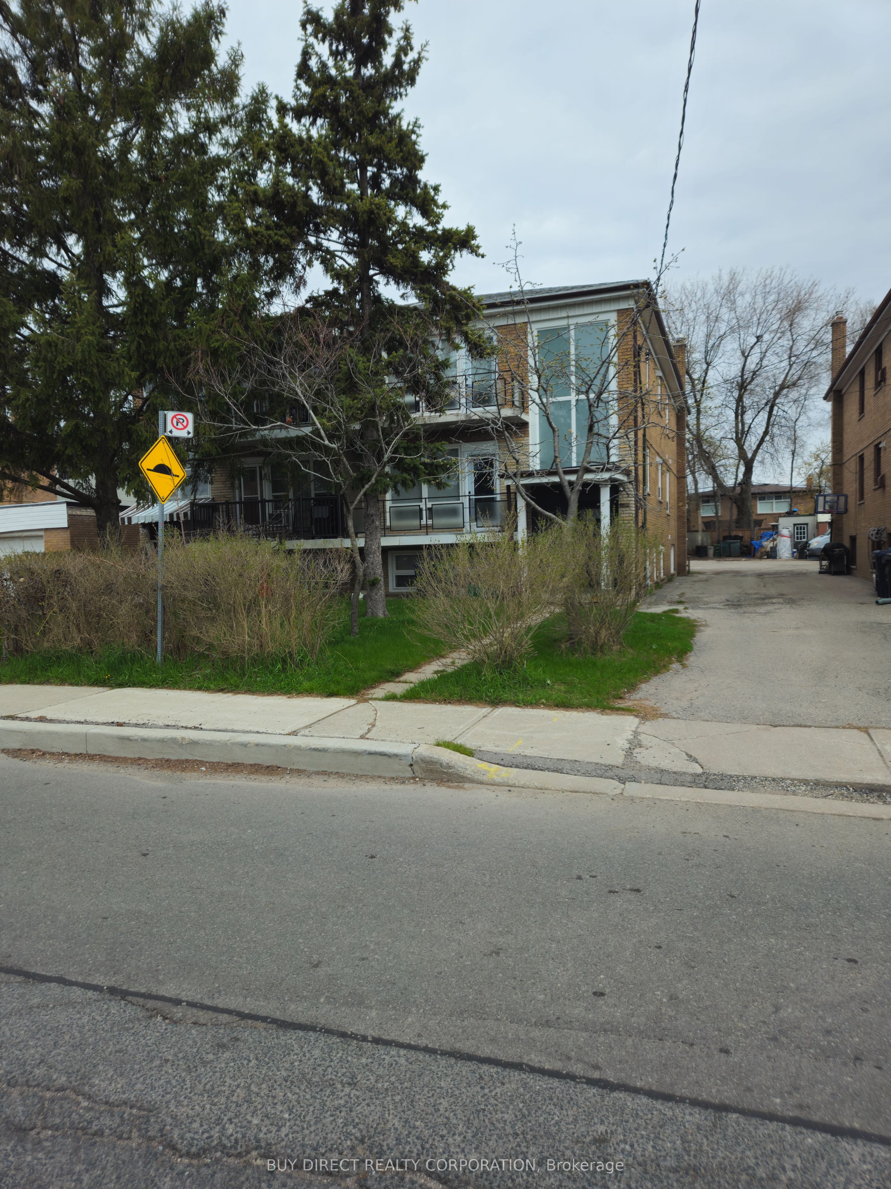154 Overbrook Unit 1 photo 2