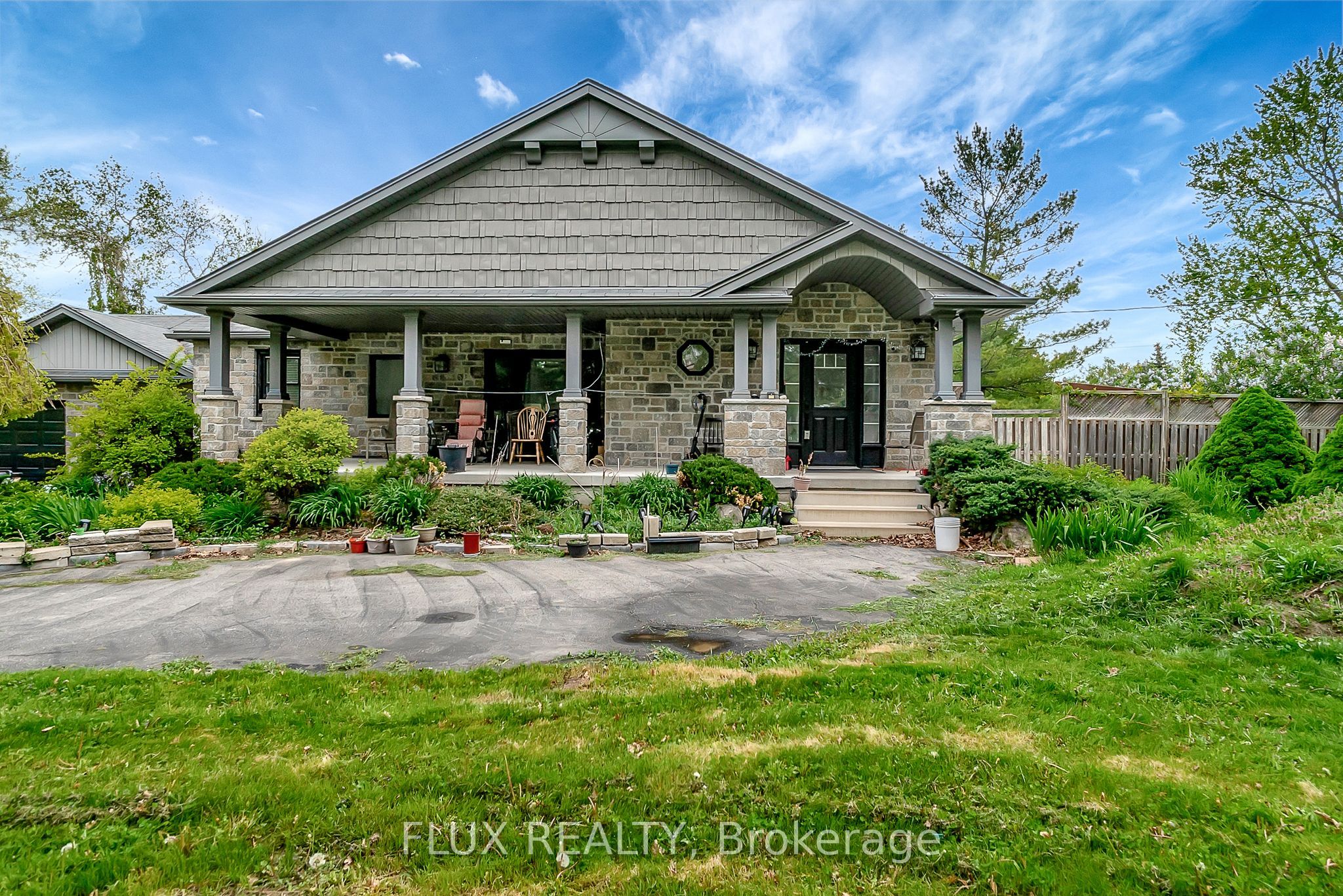 1392 Doon Village