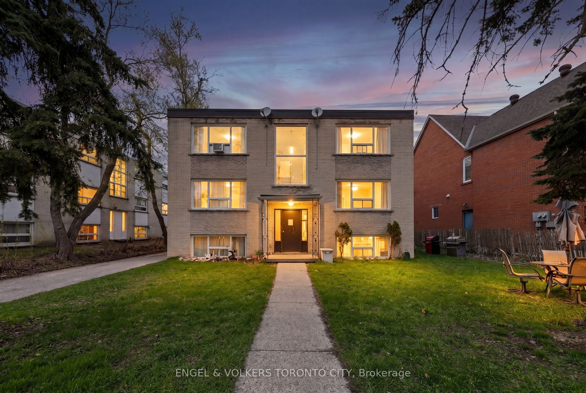 151 Cumberland