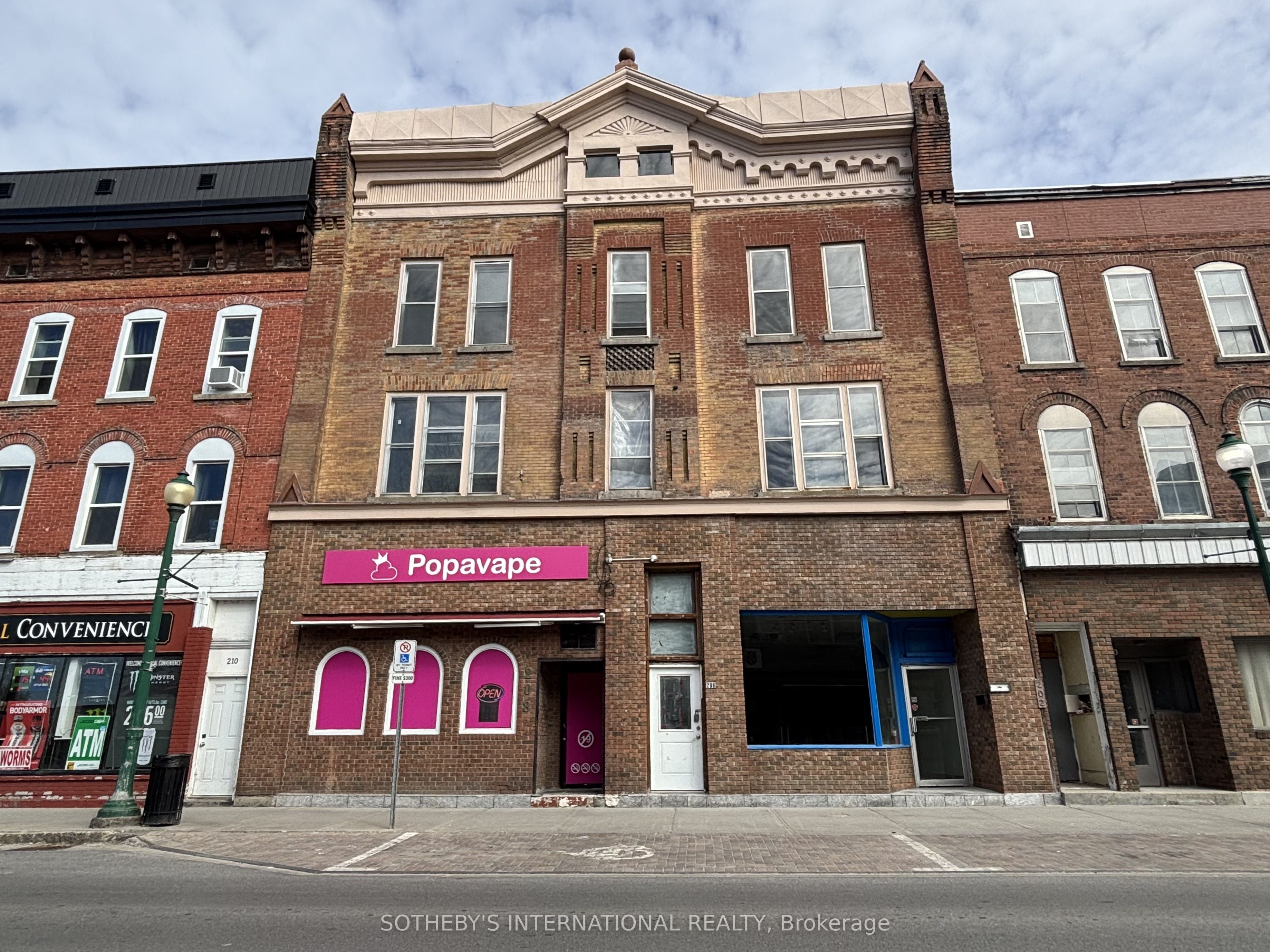 204-208 King