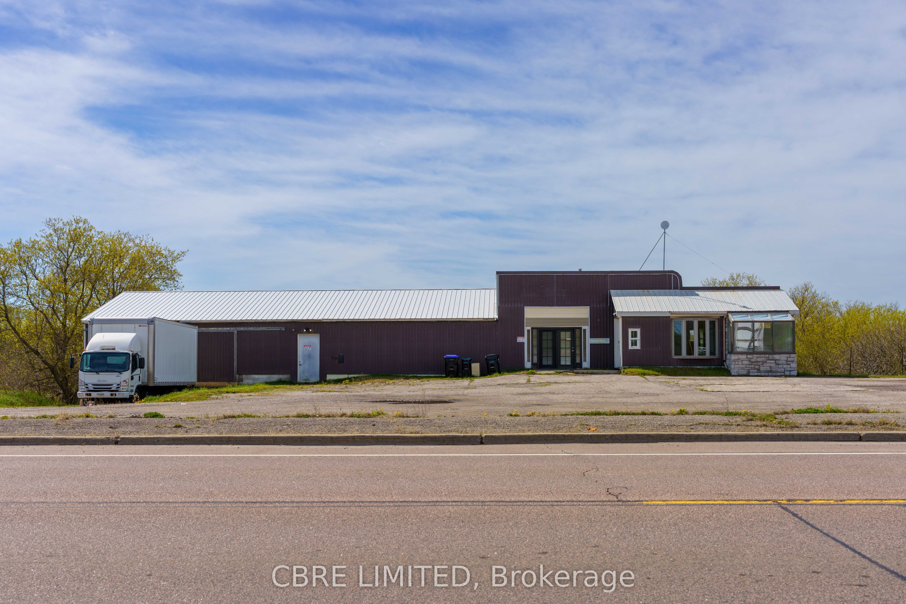 4543 Highway 89 photo 2