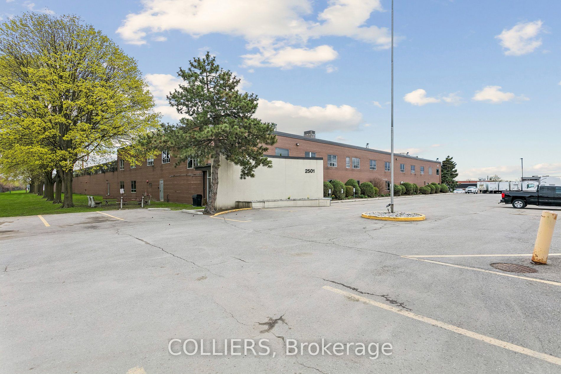 2501 Stanfield Unit Opt. 1