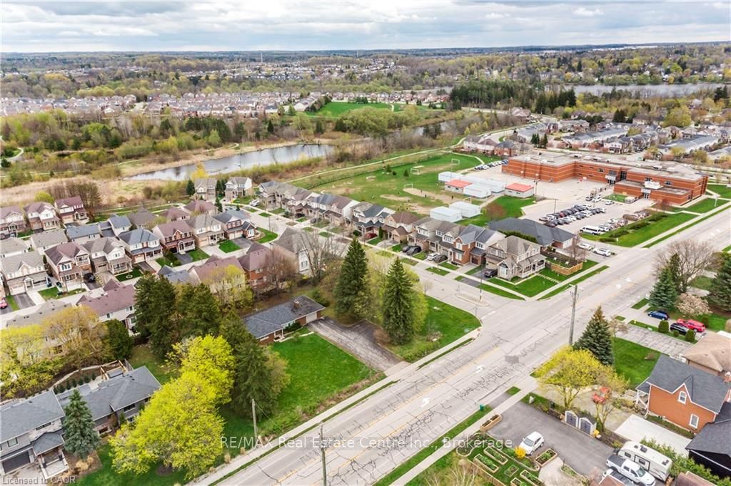 355 Guelph Avenue, Cambridge, ON N3C 2V3, Cambridge