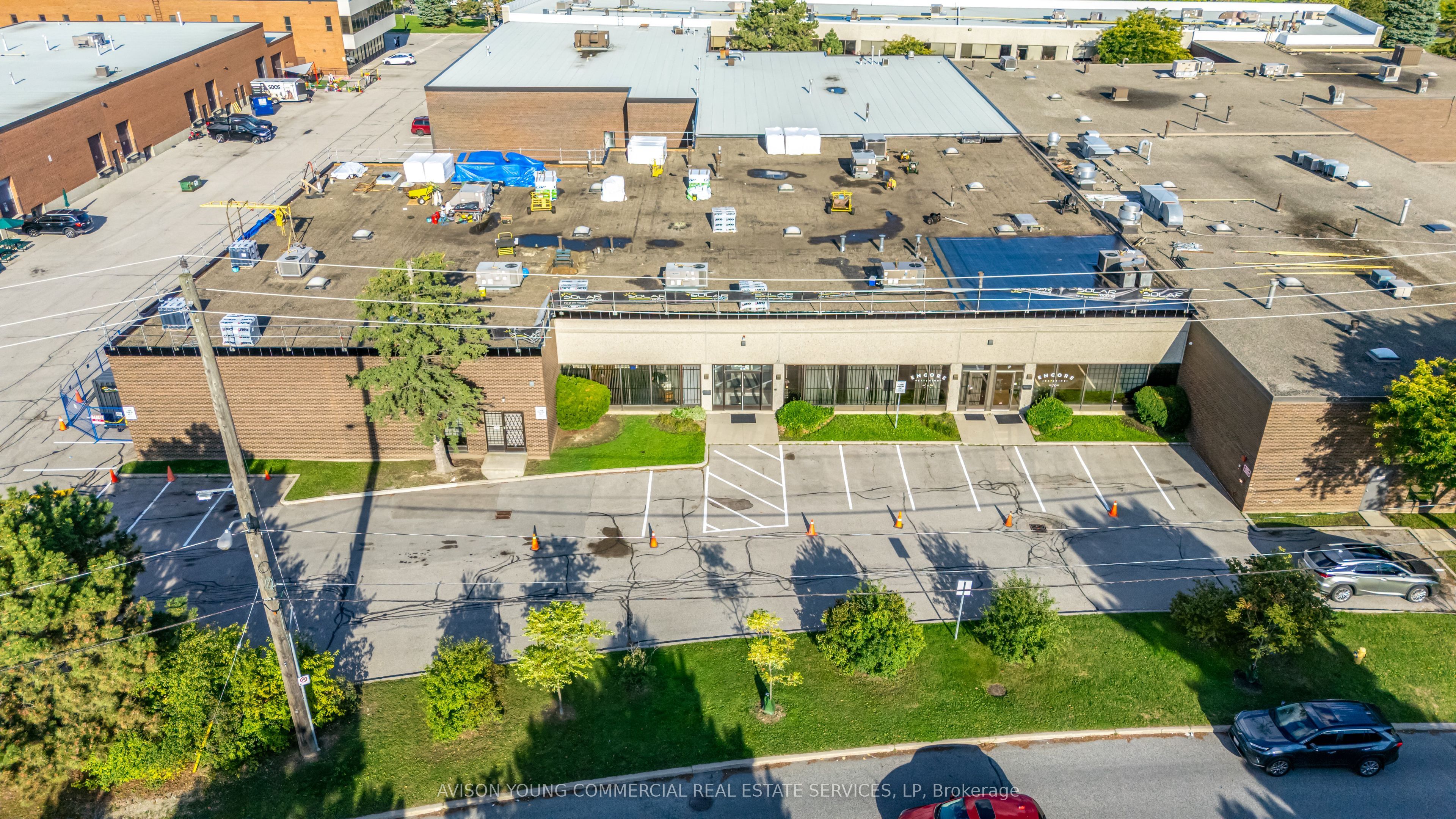 5000 Dufferin Unit Units Q, R, S