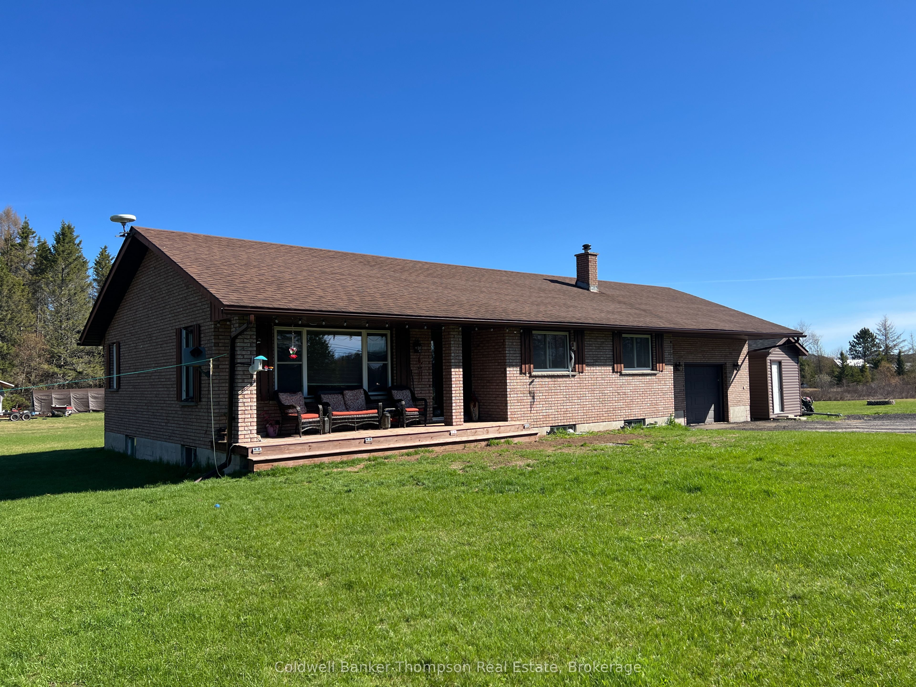 590 Eagle Lake