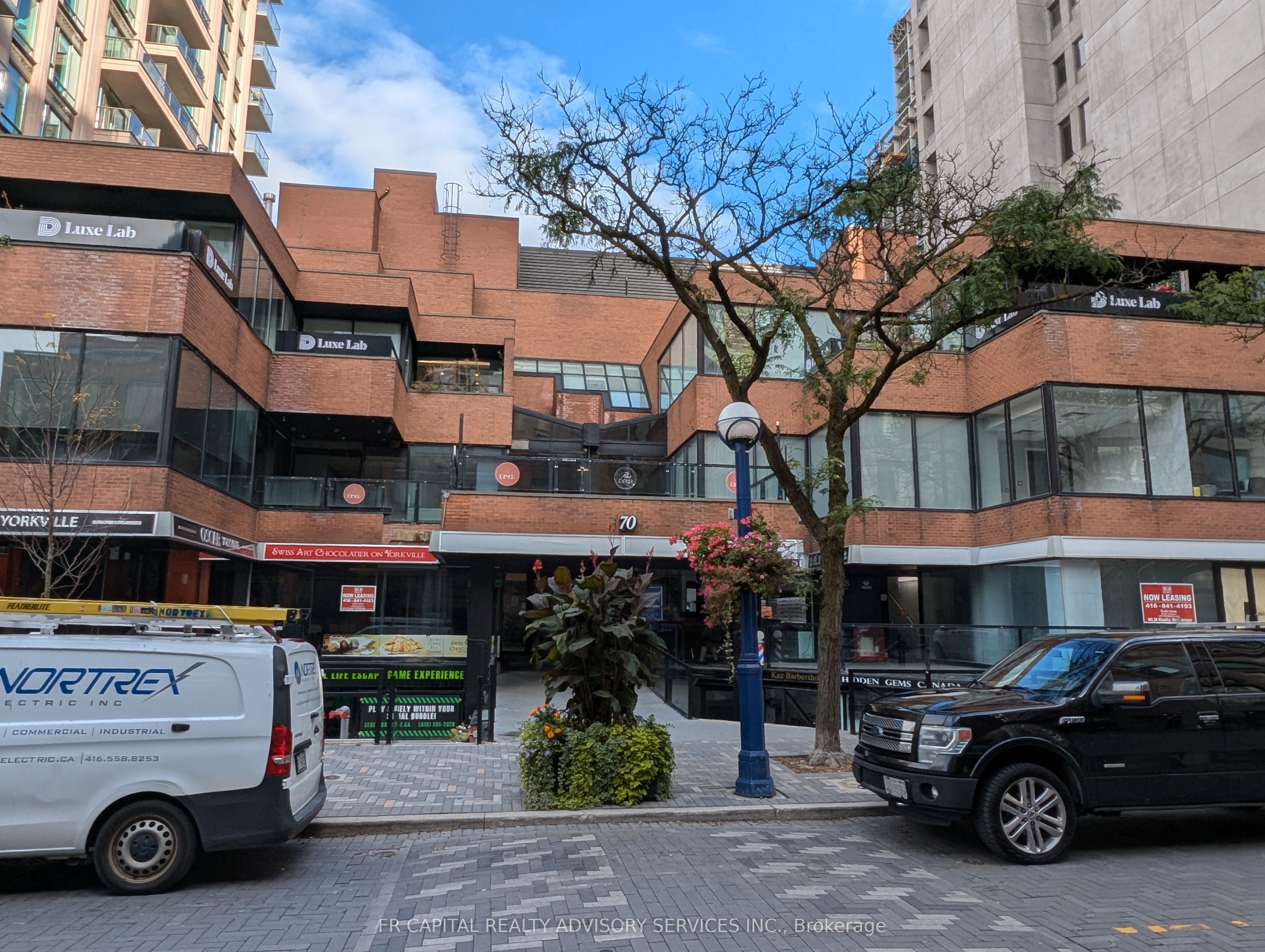 70 Yorkville Unit 30