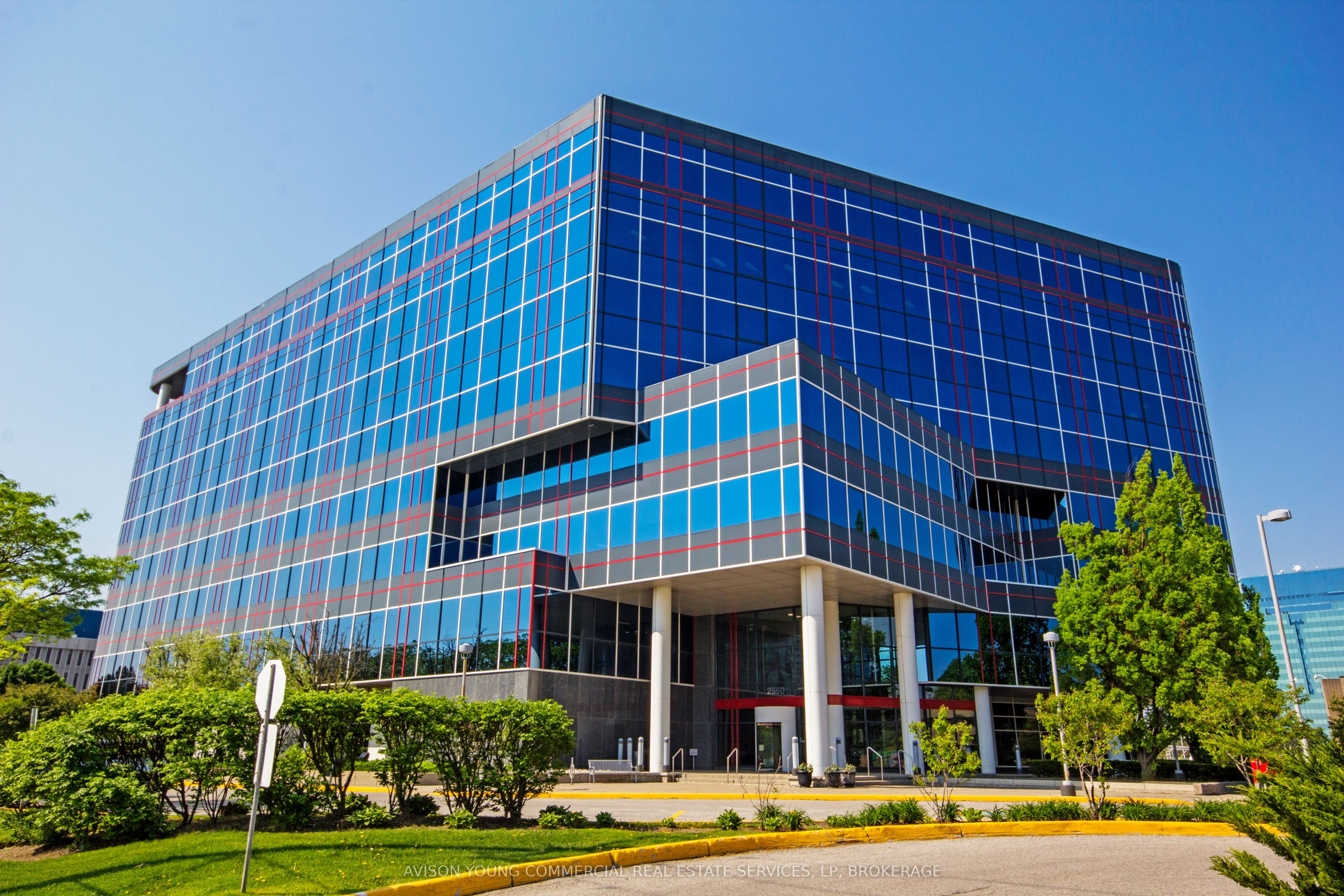 2550 Victoria Park Unit 700