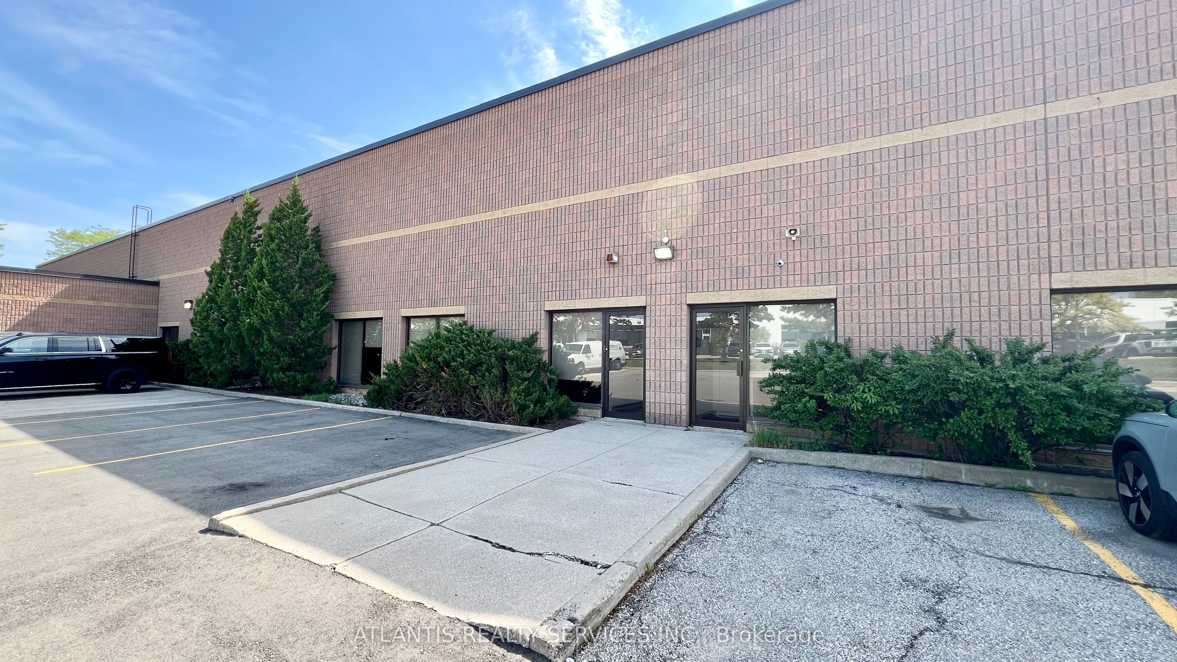 2220 Argentia Unit 3-4
