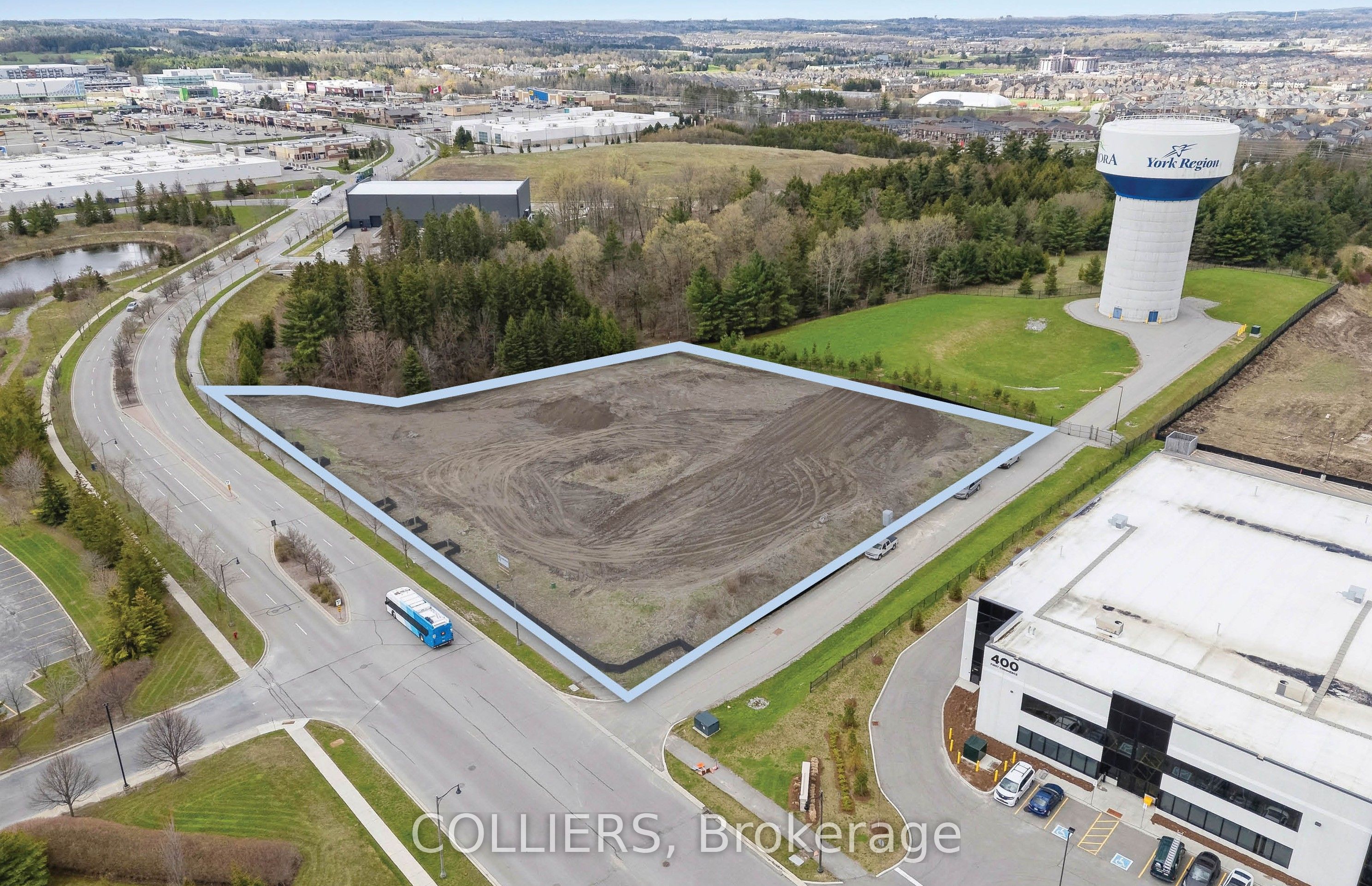 300 First Commerce Drive, Aurora, ON L4G 0G2, Aurora