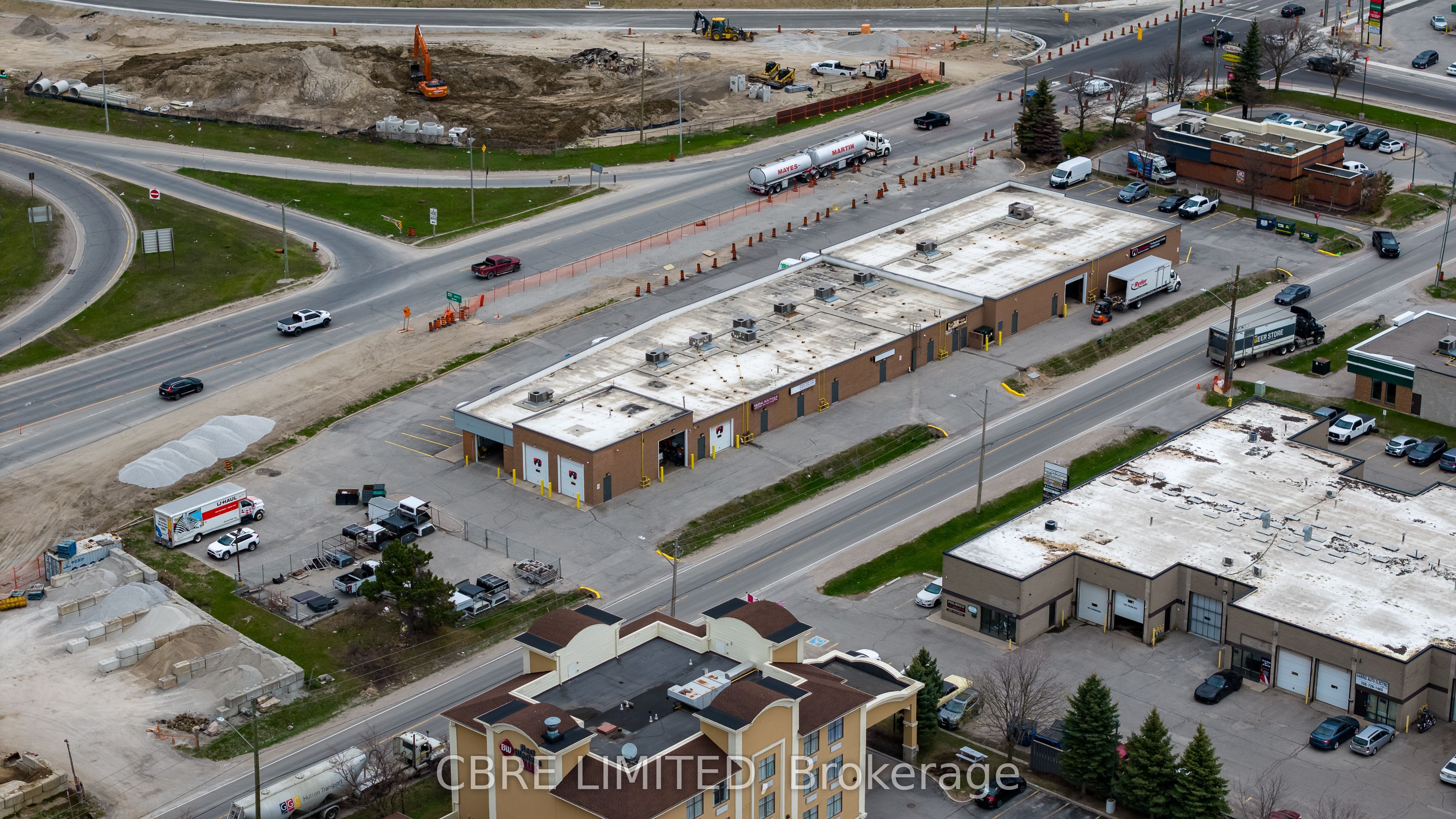 303 Dunlop Street W, Barrie, ON L4N 1C1, Barrie