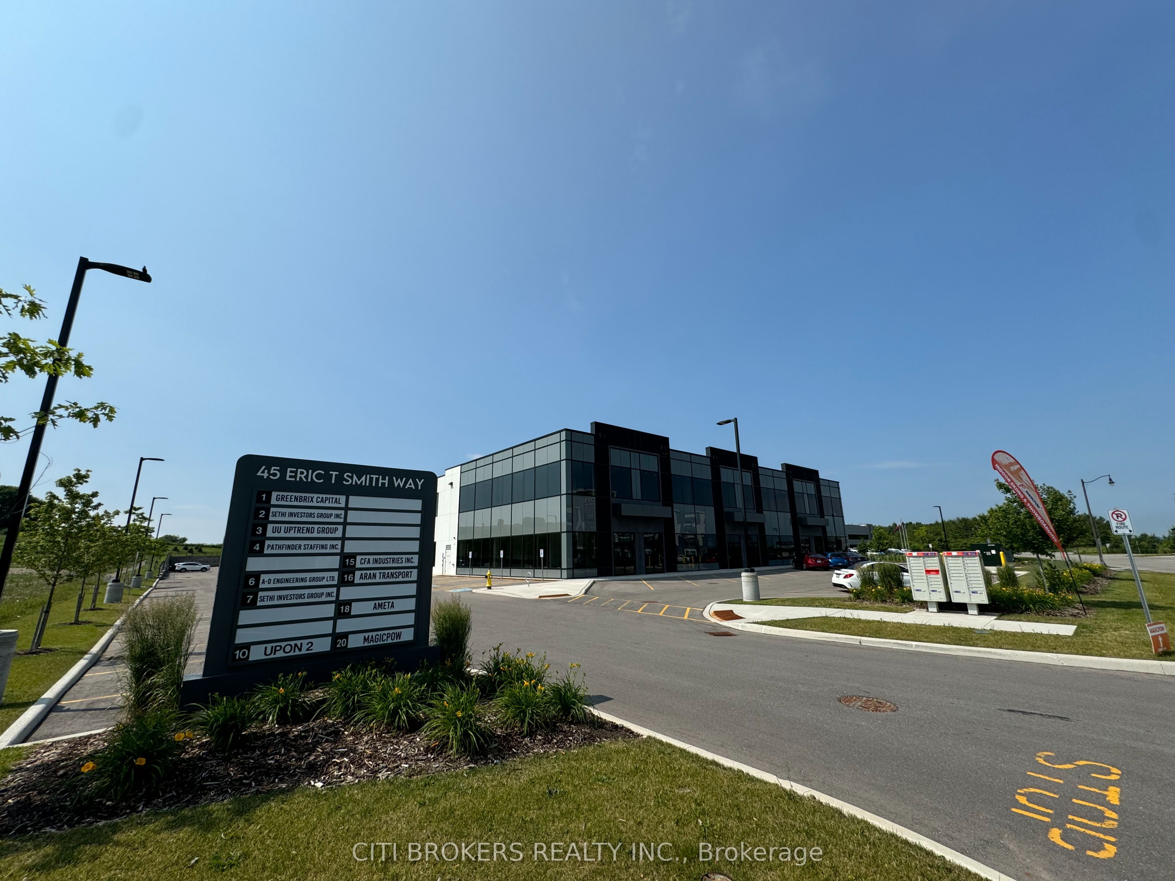 45 Eric T Smith Way 5, Aurora, ON L4G 3Z8, Aurora