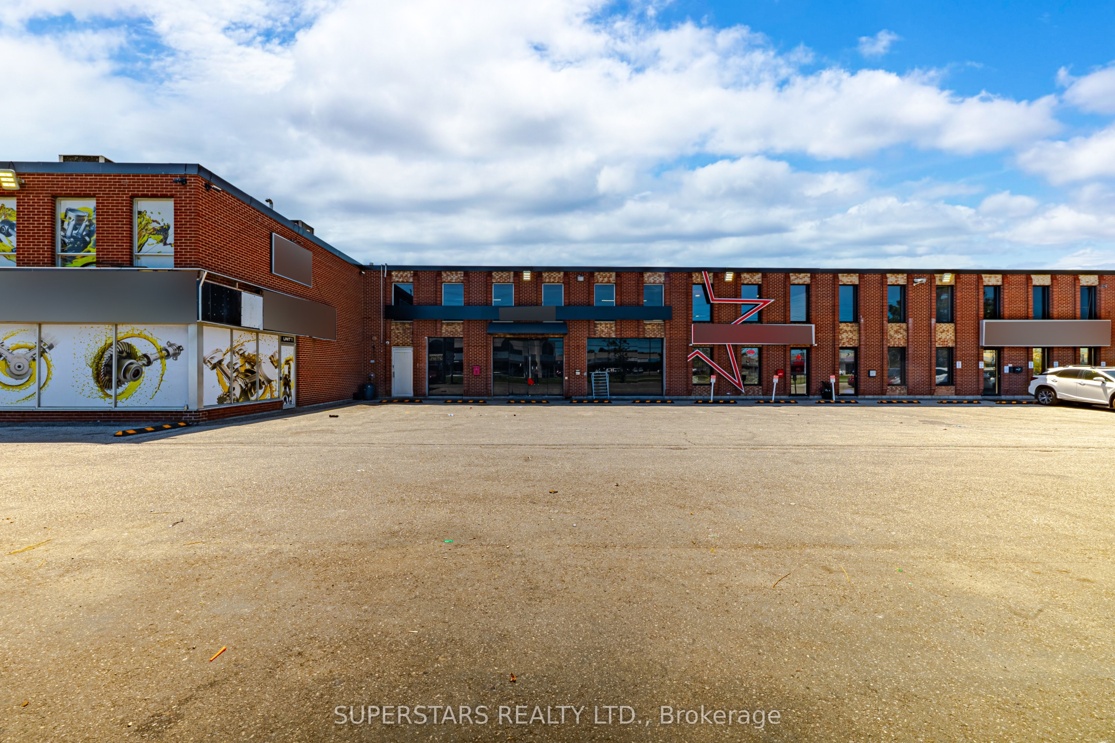 5235 Steeles