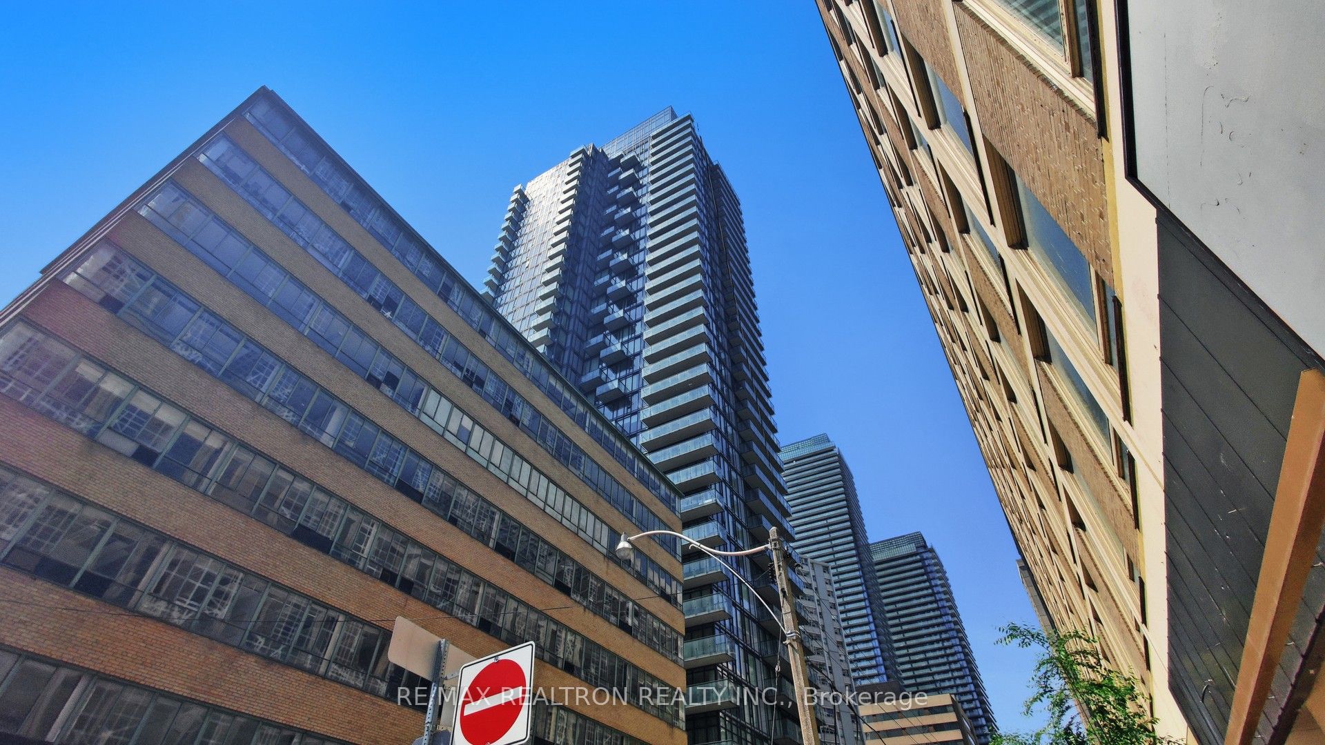 75 St Nicholas Unit 3208