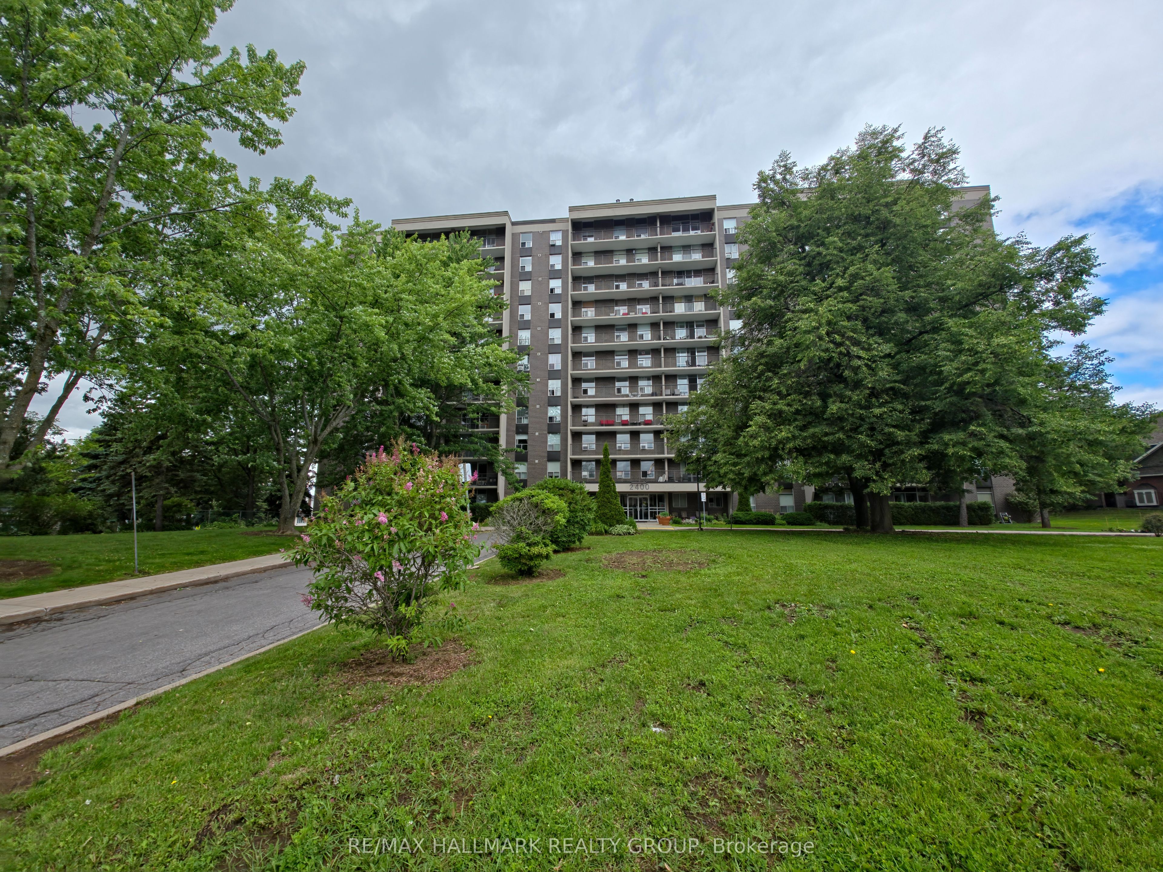 2400 Virginia Unit 1101 photo 3