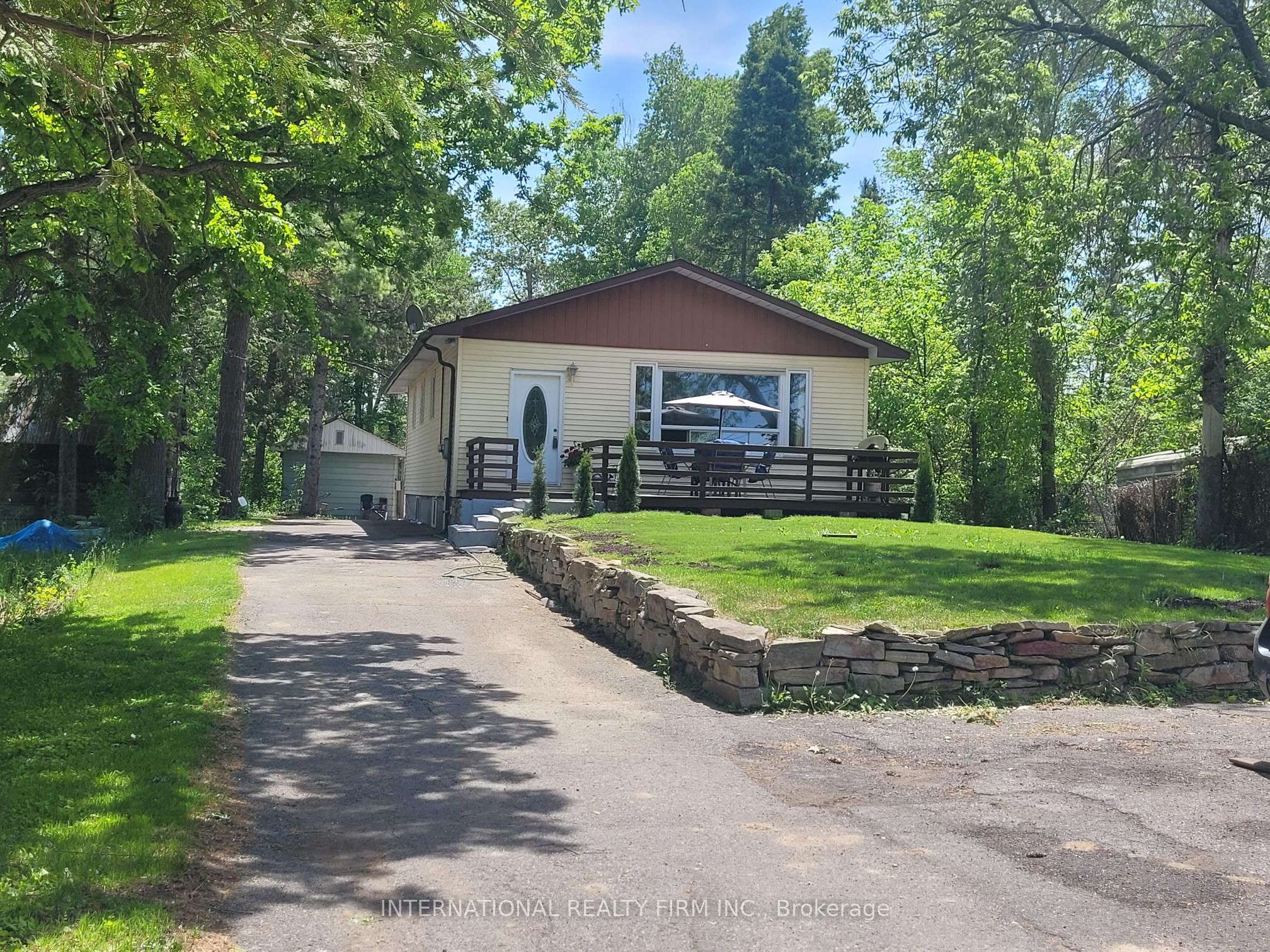 96 Constance Lake