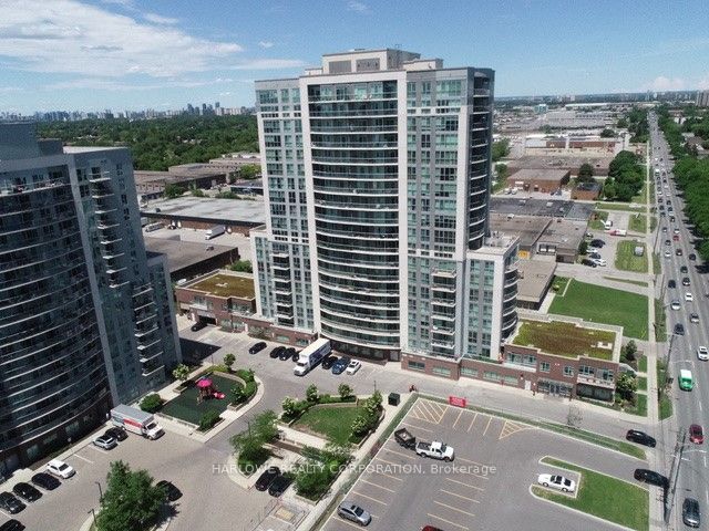 1328 Birchmount Unit 308 photo 3