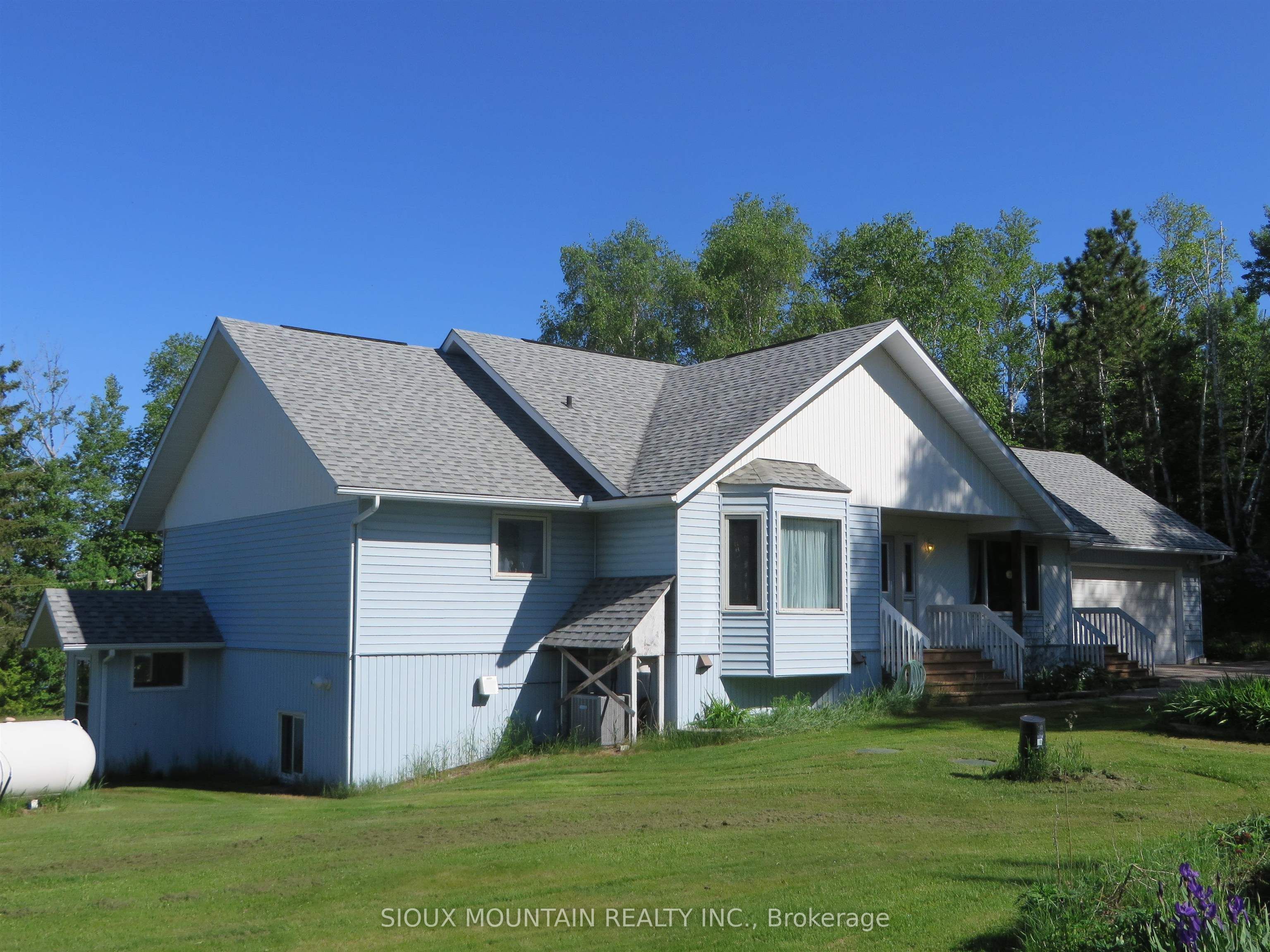 141 Forest Drive